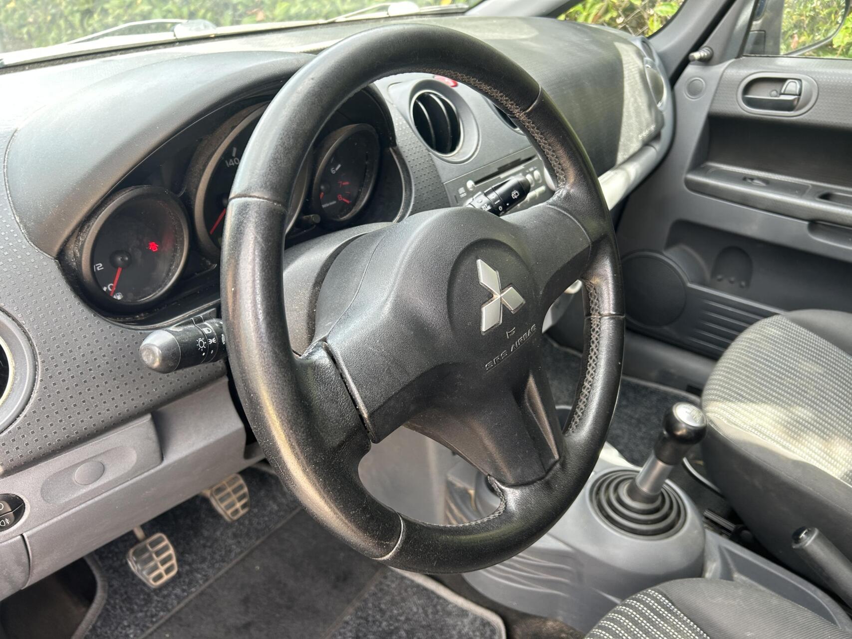 Foto van Mitsubishi Mitsubishi Colt