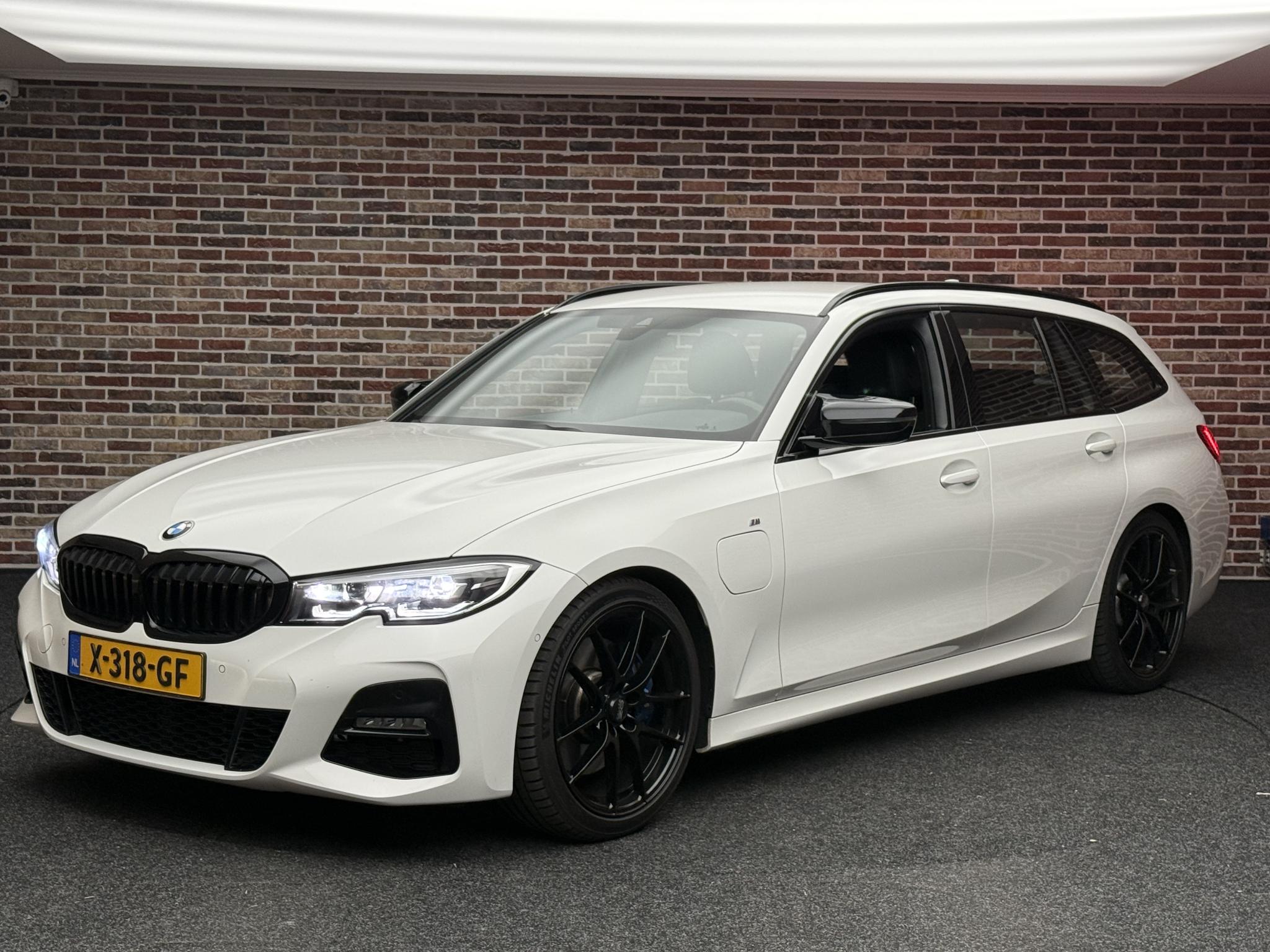 Foto van BMW 330e