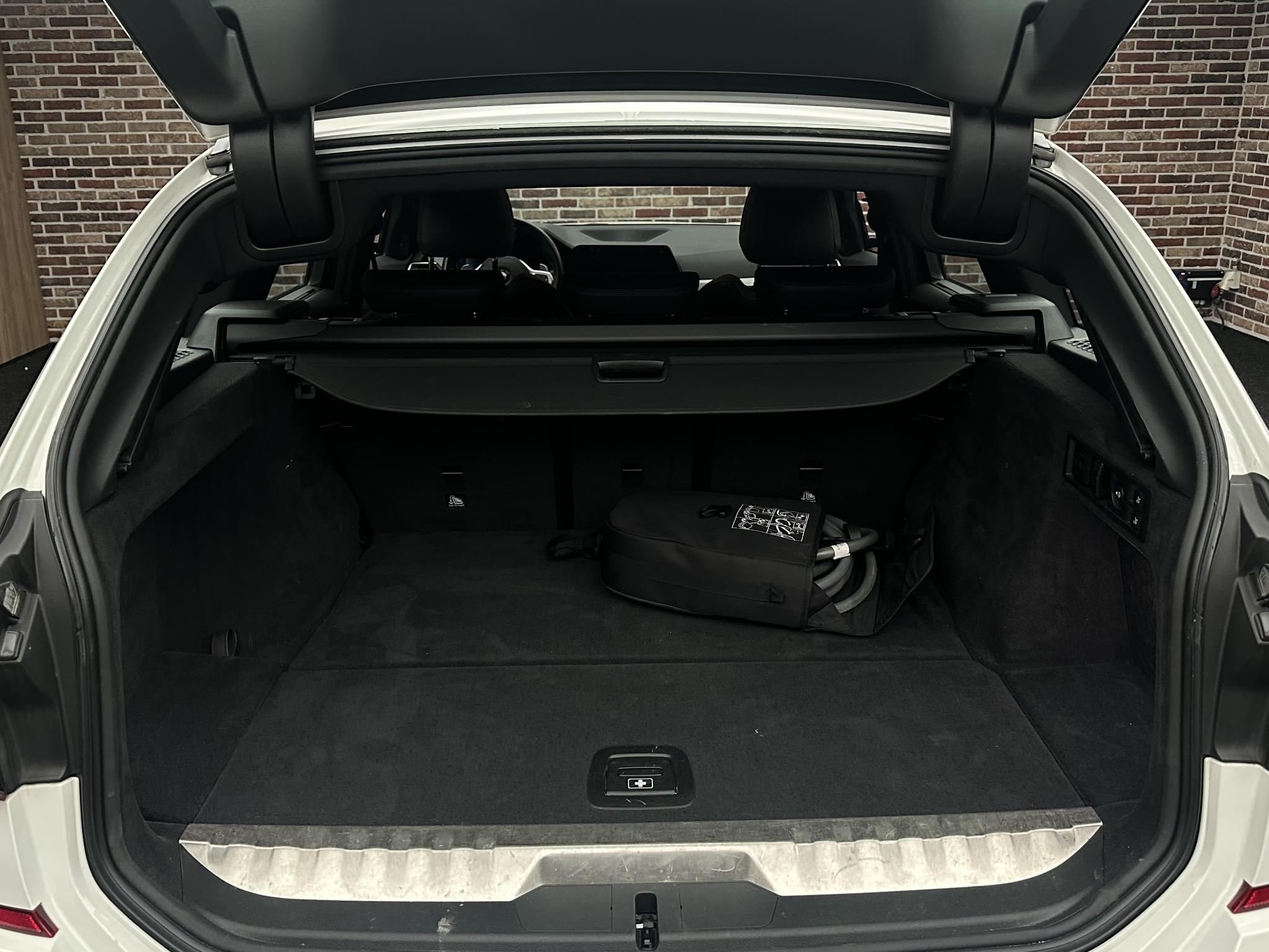 Foto van BMW 330e