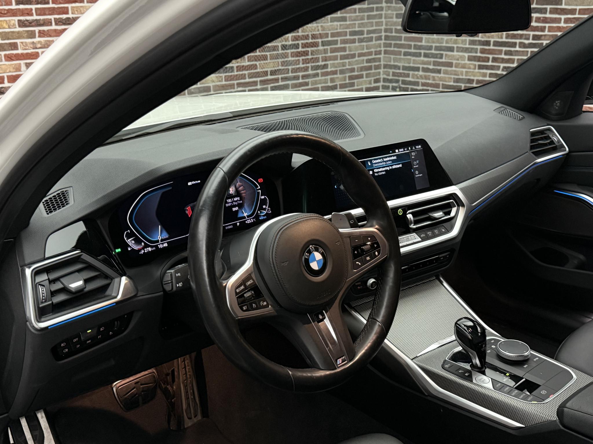 Foto van BMW 330e