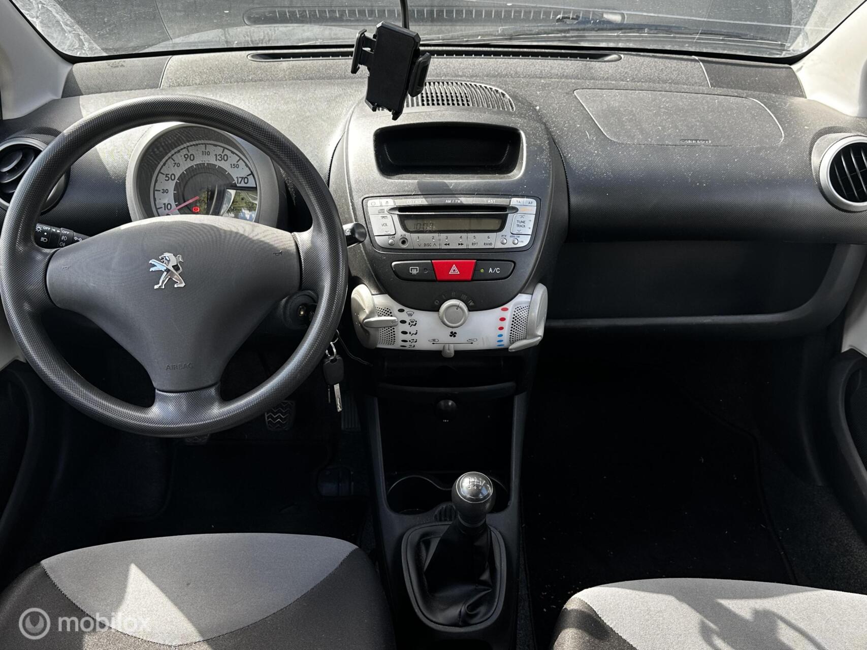Foto van Peugeot Peugeot 107