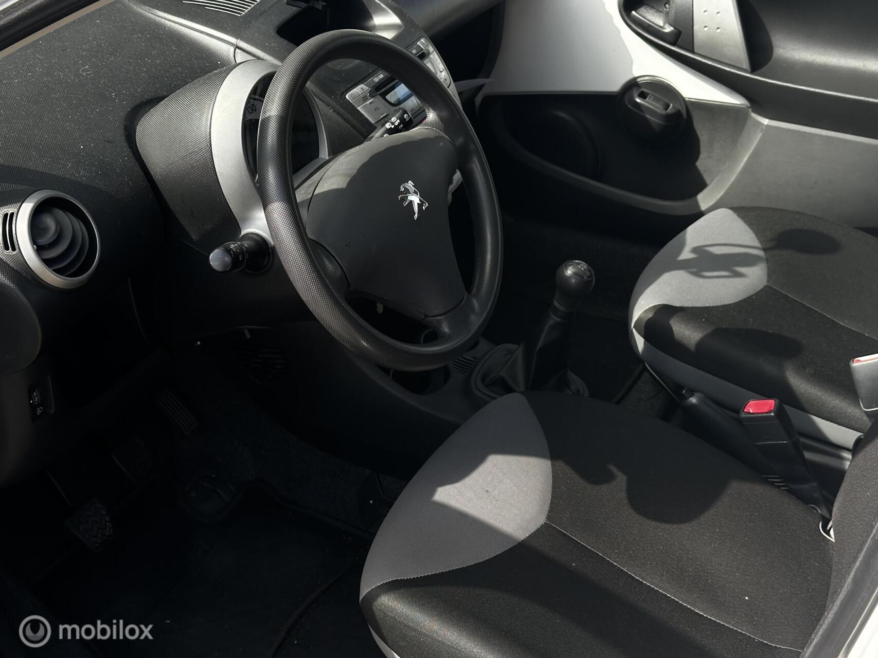 Foto van Peugeot Peugeot 107