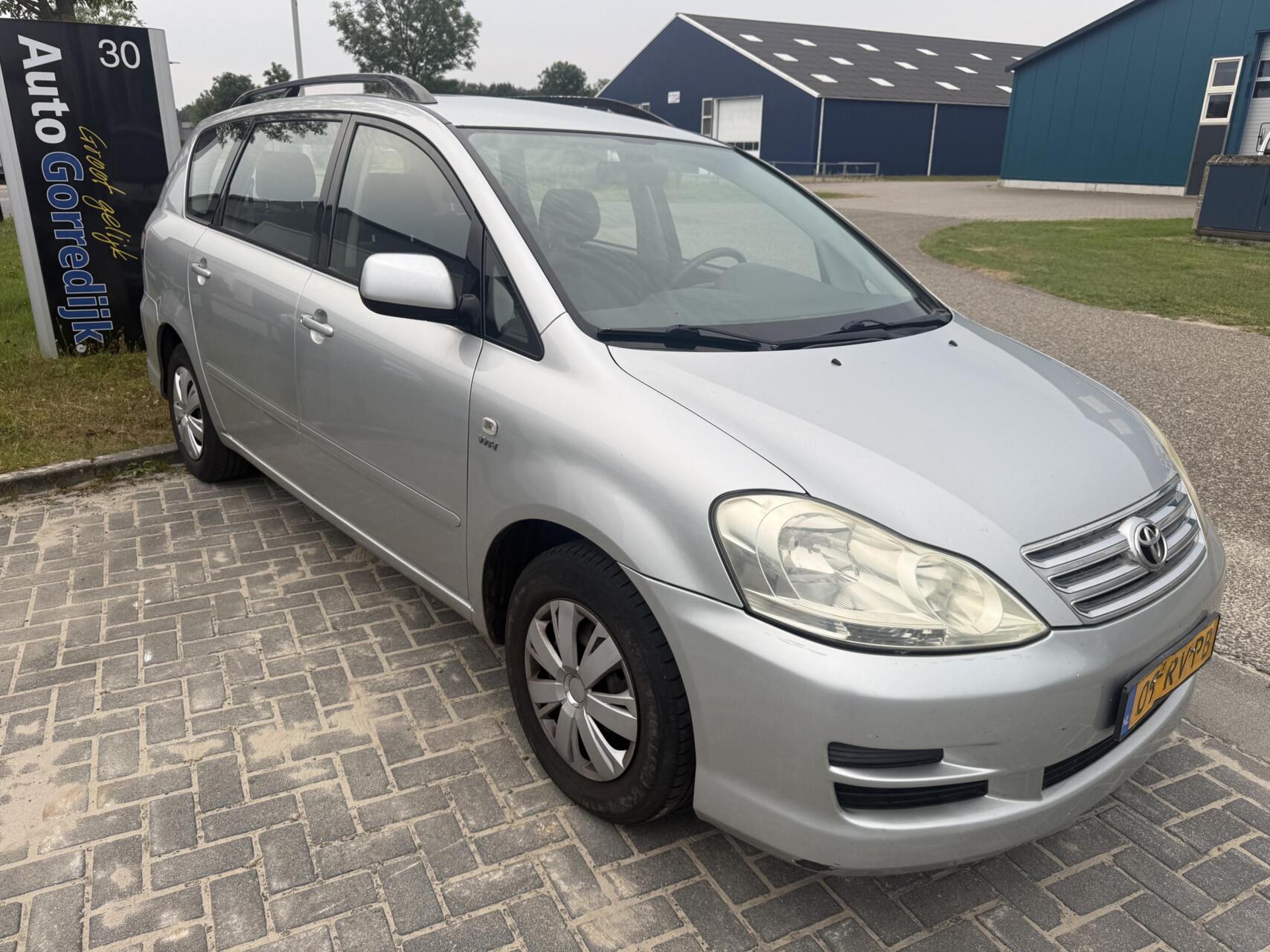 Foto van Toyota Toyota Avensis Verso