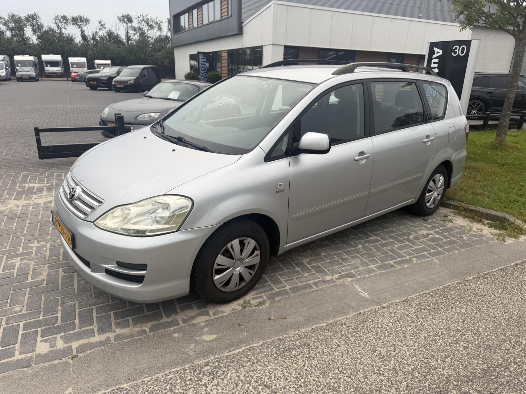 Foto van Toyota Toyota Avensis Verso