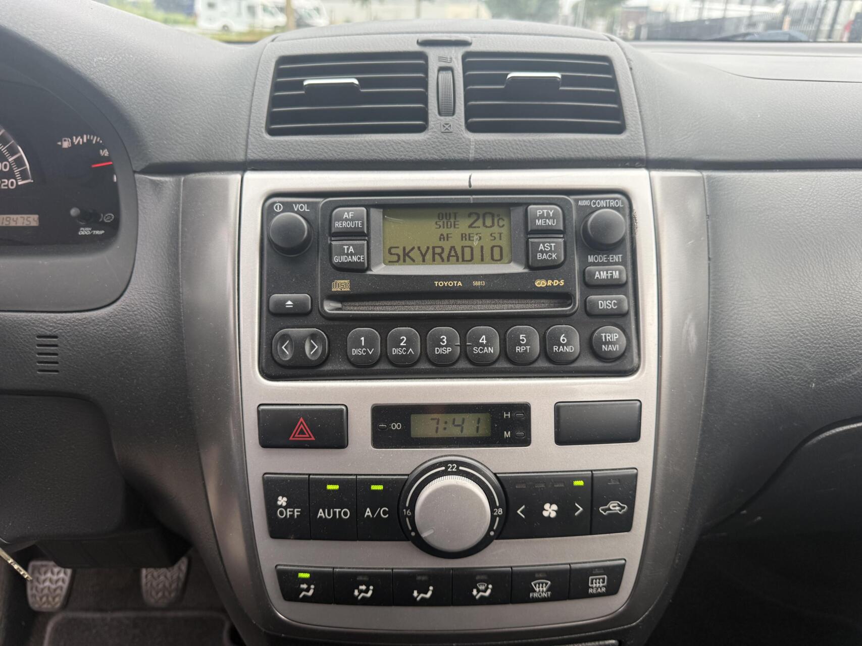 Foto van Toyota Toyota Avensis Verso