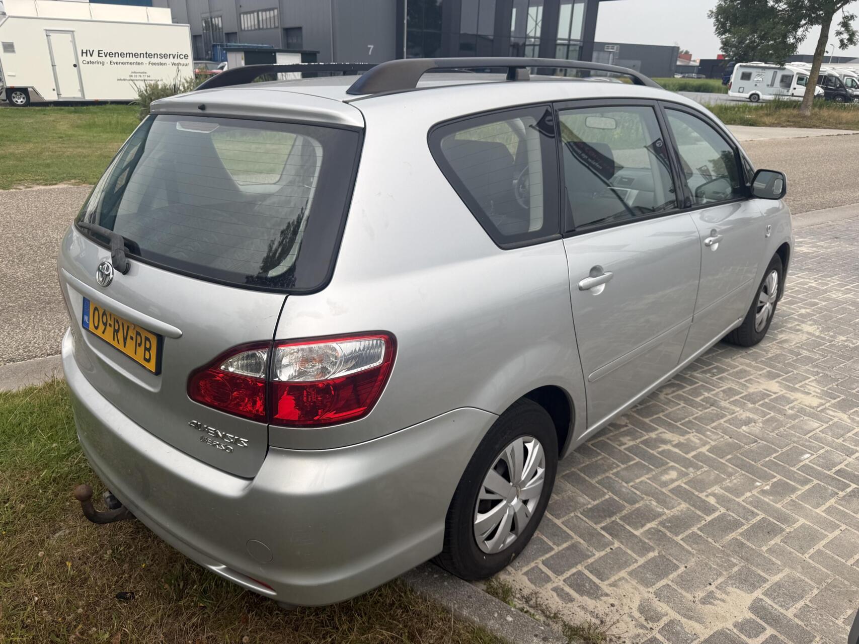Foto van Toyota Toyota Avensis Verso