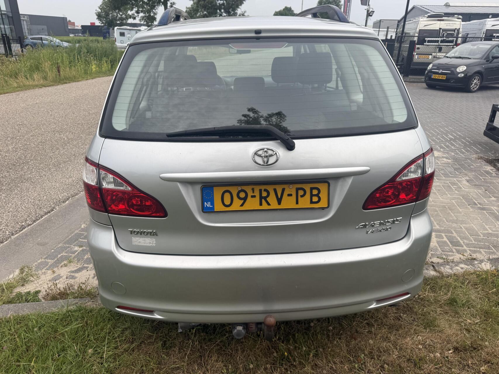 Foto van Toyota Toyota Avensis Verso