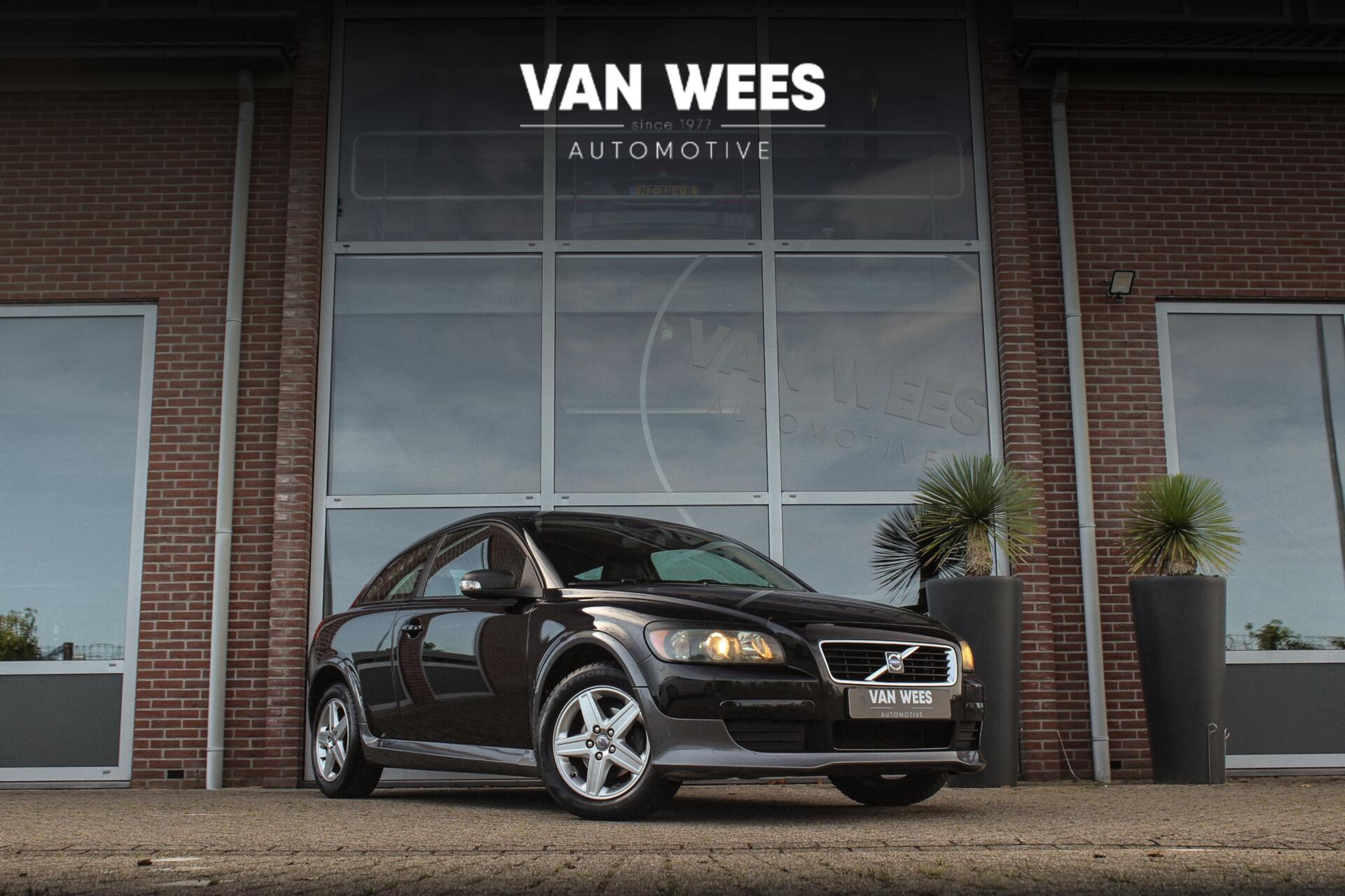 Volvo C30 1.6 Kinetic | Origineel Nederlands | Parkeersensoren | Leer | Boordcomputer | 16 inch | Airco | Radio | Origineel 2009 - voorkant