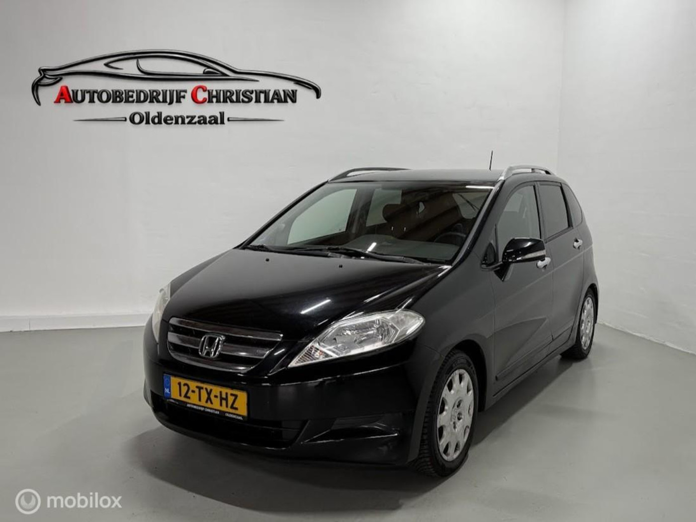 Honda Fr-v 2.0i Lifestyle | 6 PERS. | CLIMA | PARKSENS. A. 2007 - voorkant