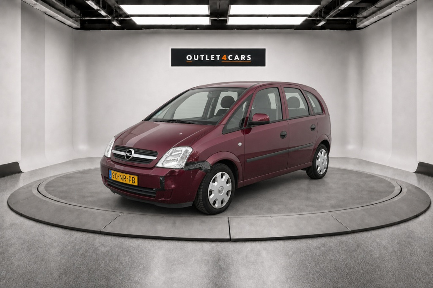 Opel Agila 1.0-12V Essentia 2003 - voorkant