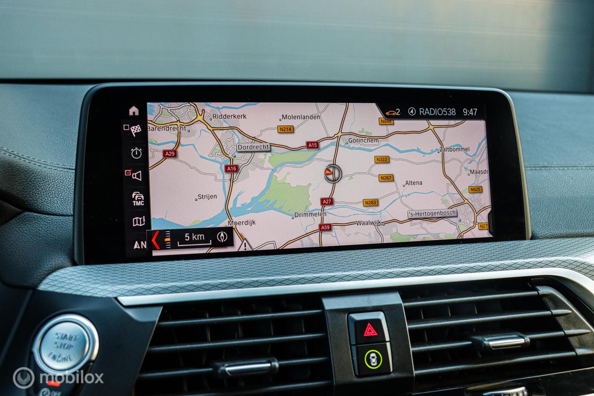 Foto van BMW X3 Xdrive30i