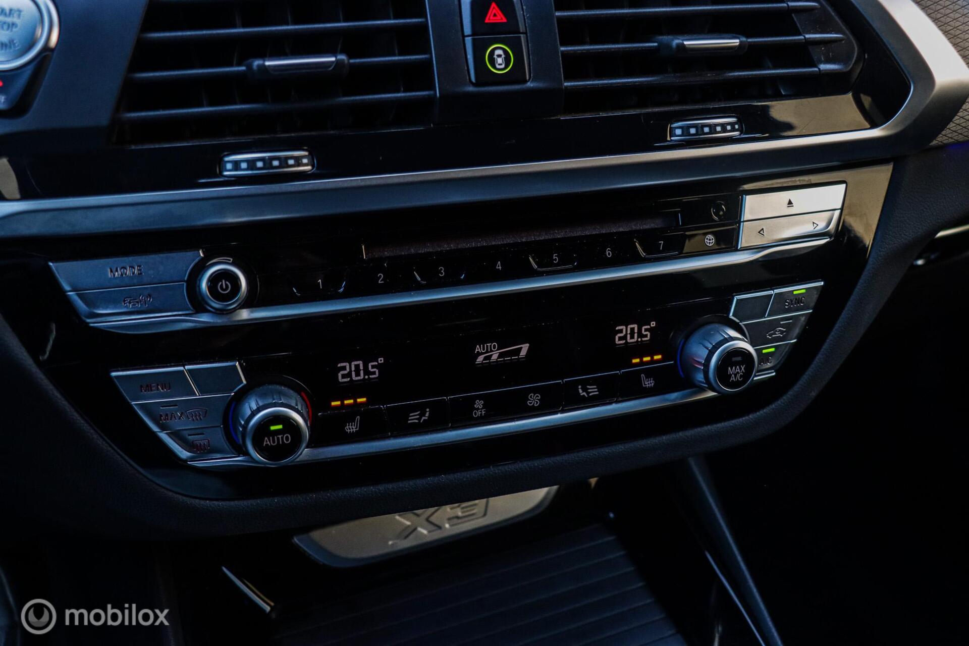Foto van BMW X3 Xdrive30i