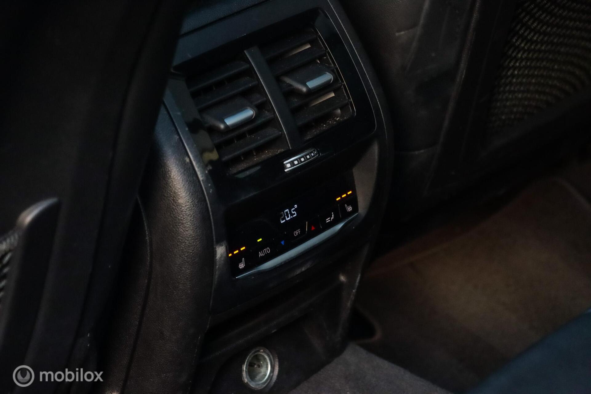 Foto van BMW X3 Xdrive30i