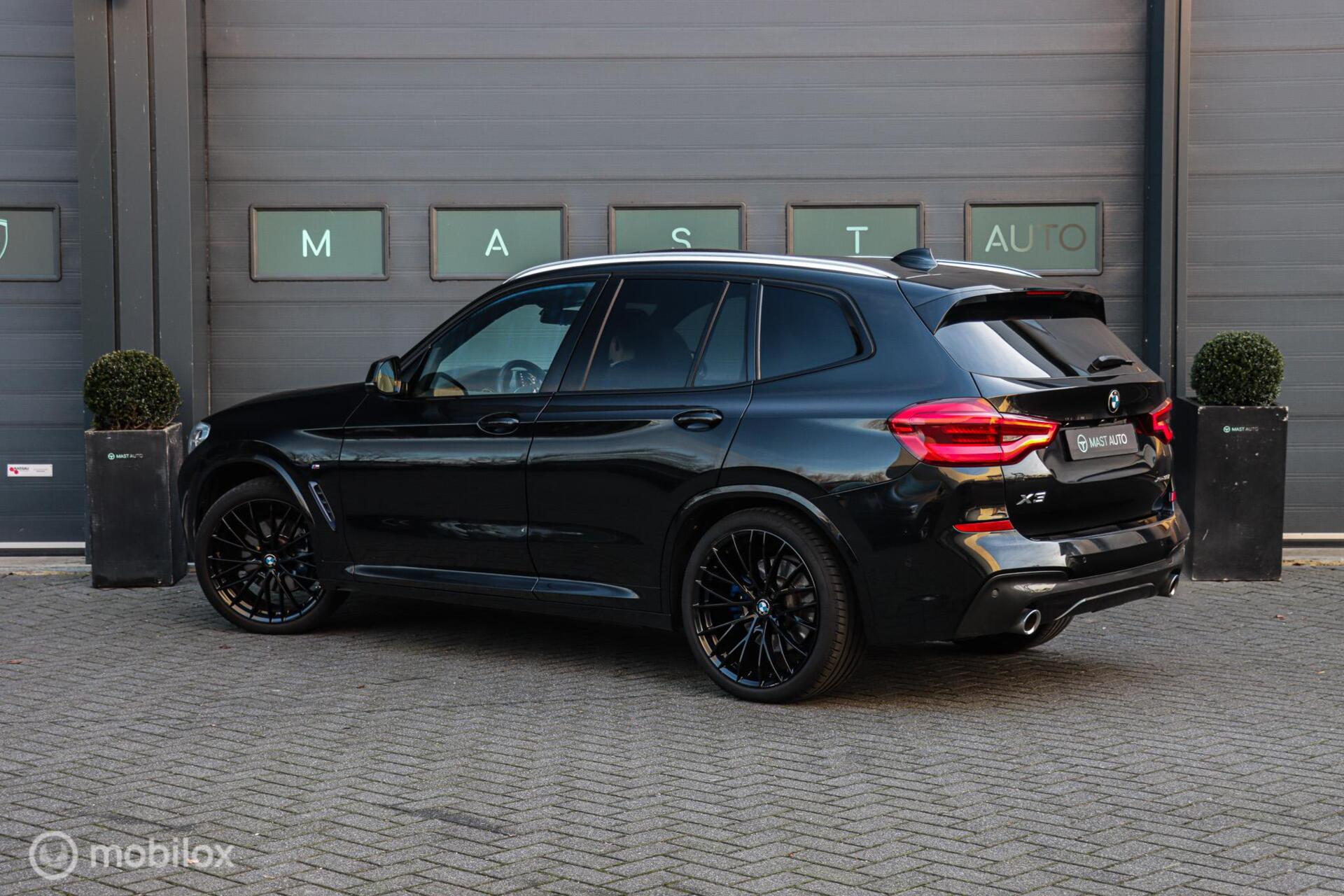 Foto van BMW X3 Xdrive30i