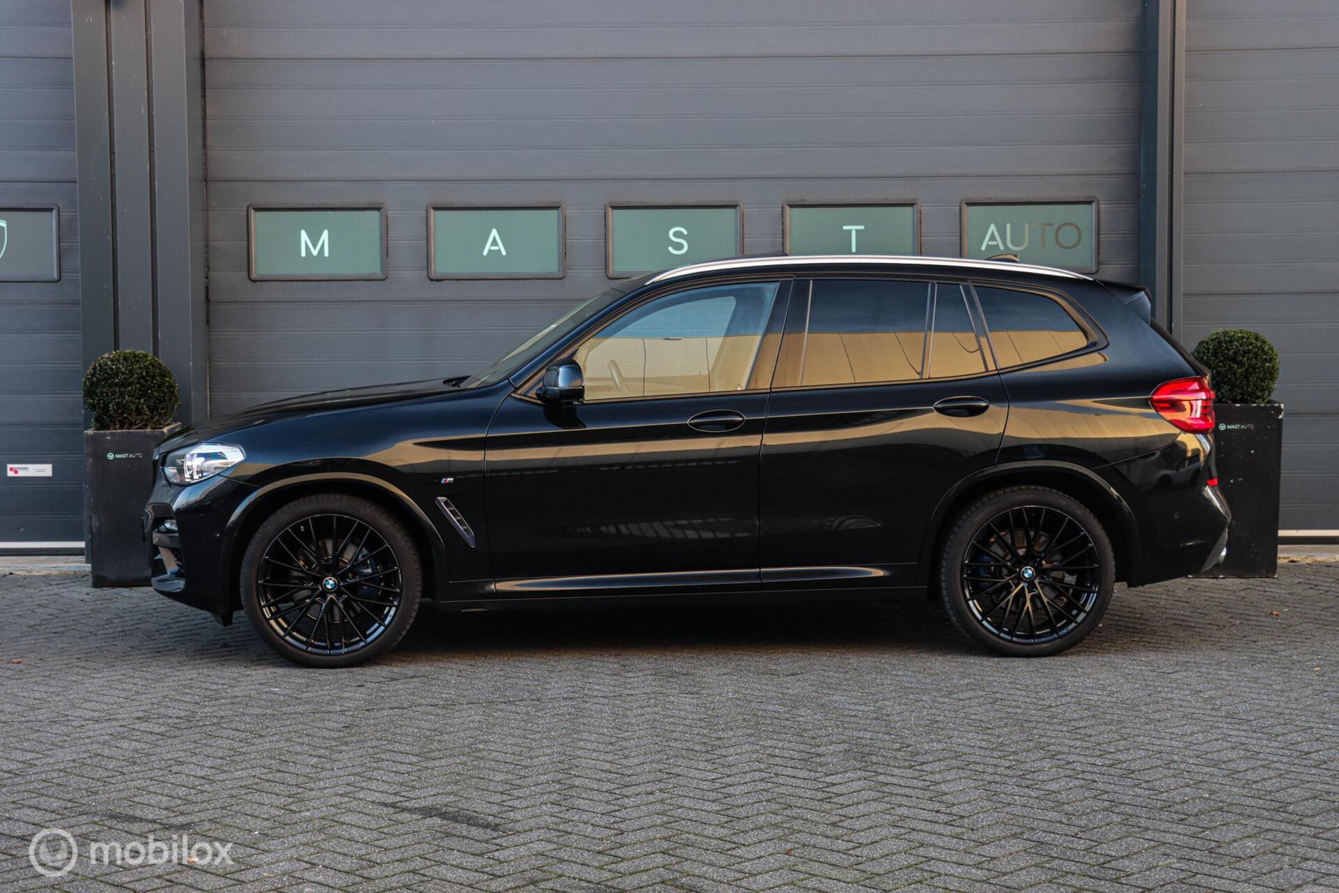 Foto van BMW X3 Xdrive30i