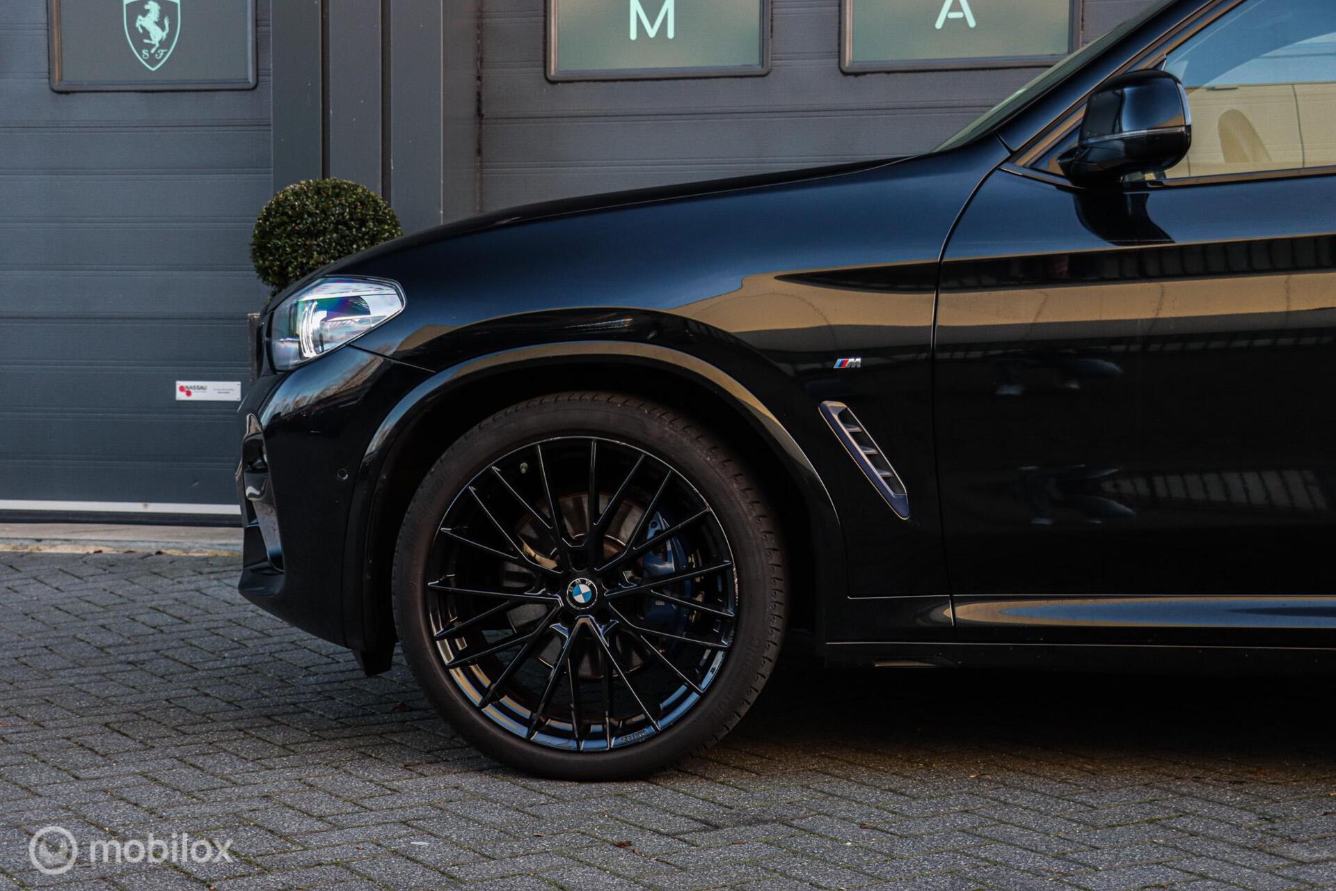 Foto van BMW X3 Xdrive30i