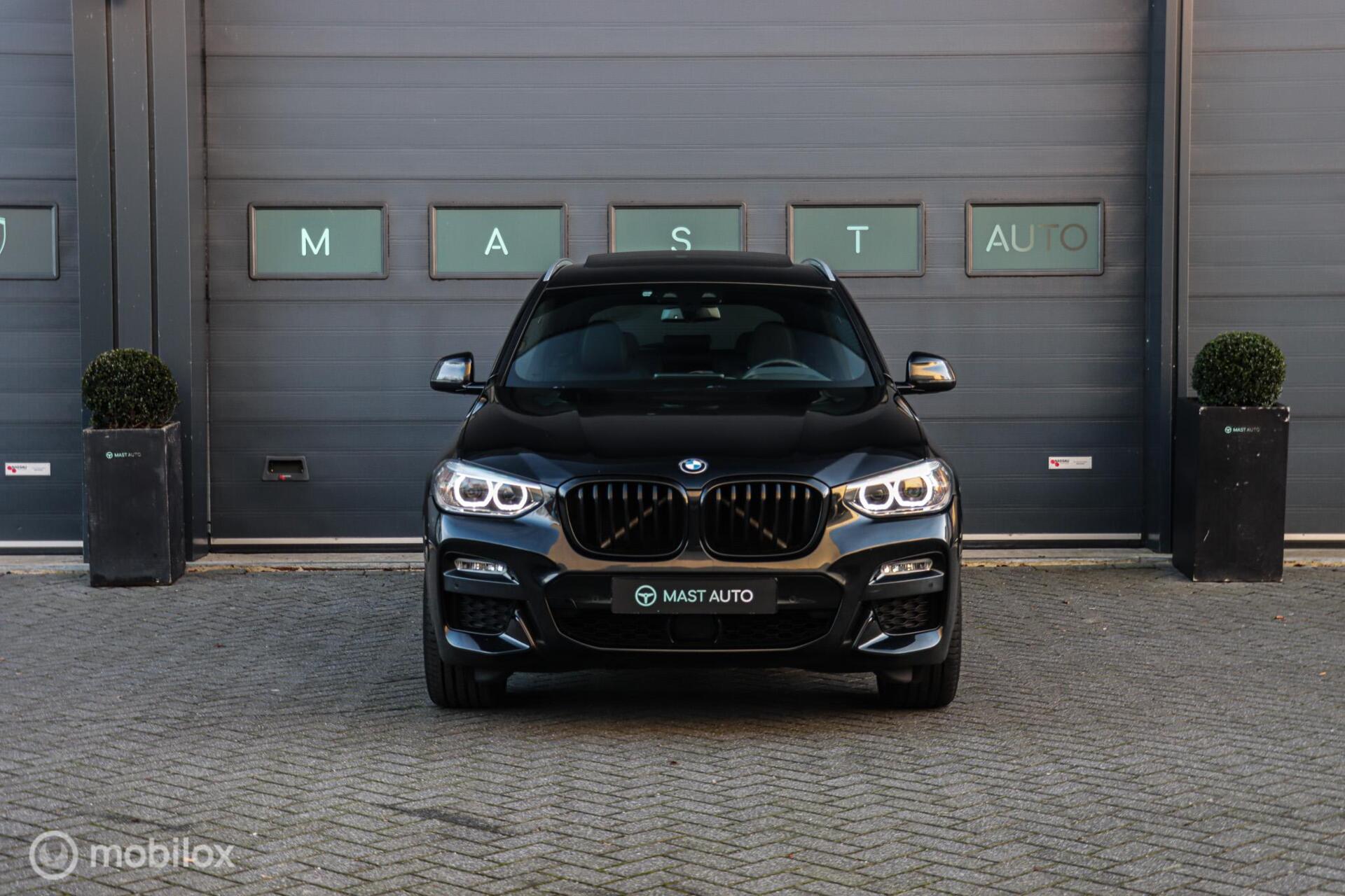 Foto van BMW X3 Xdrive30i