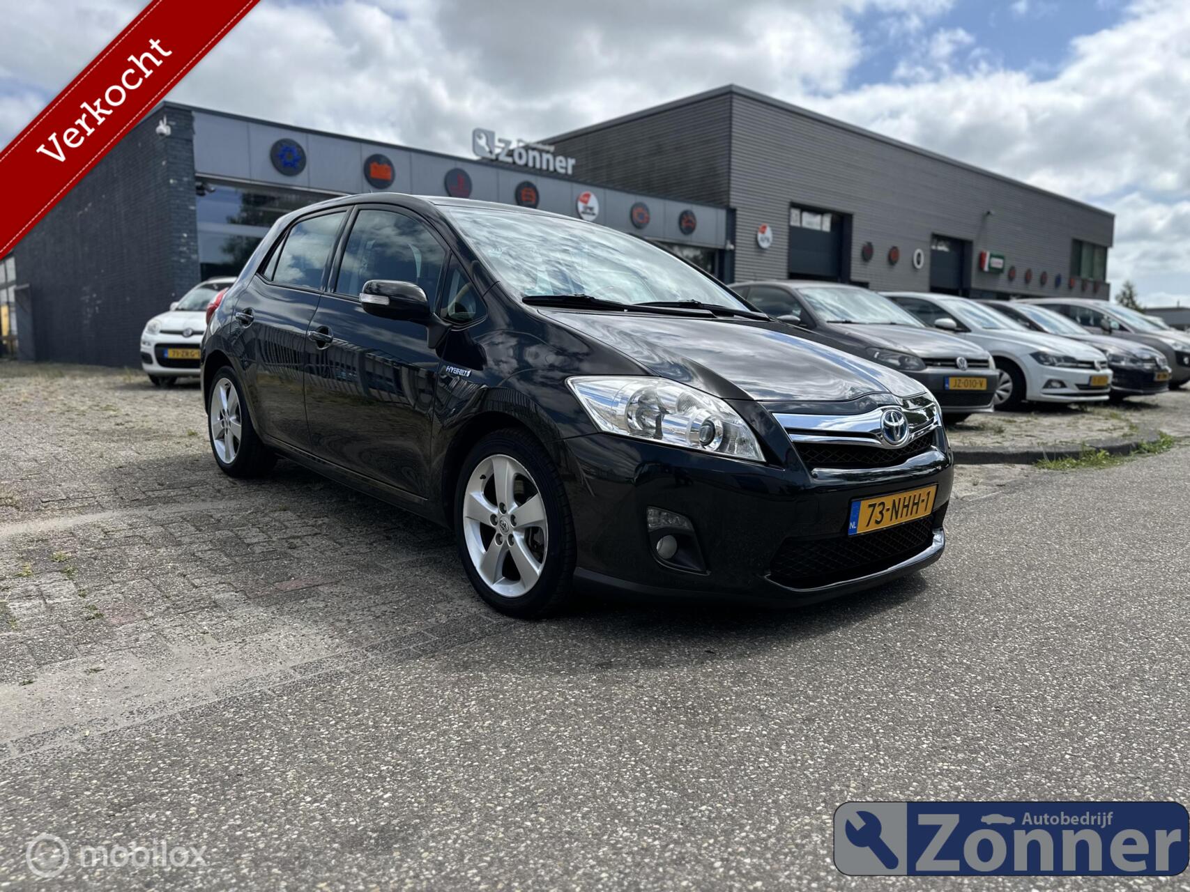 Toyota Toyota Auris 1.8 Full Hybrid Executive 2010 - voorkant