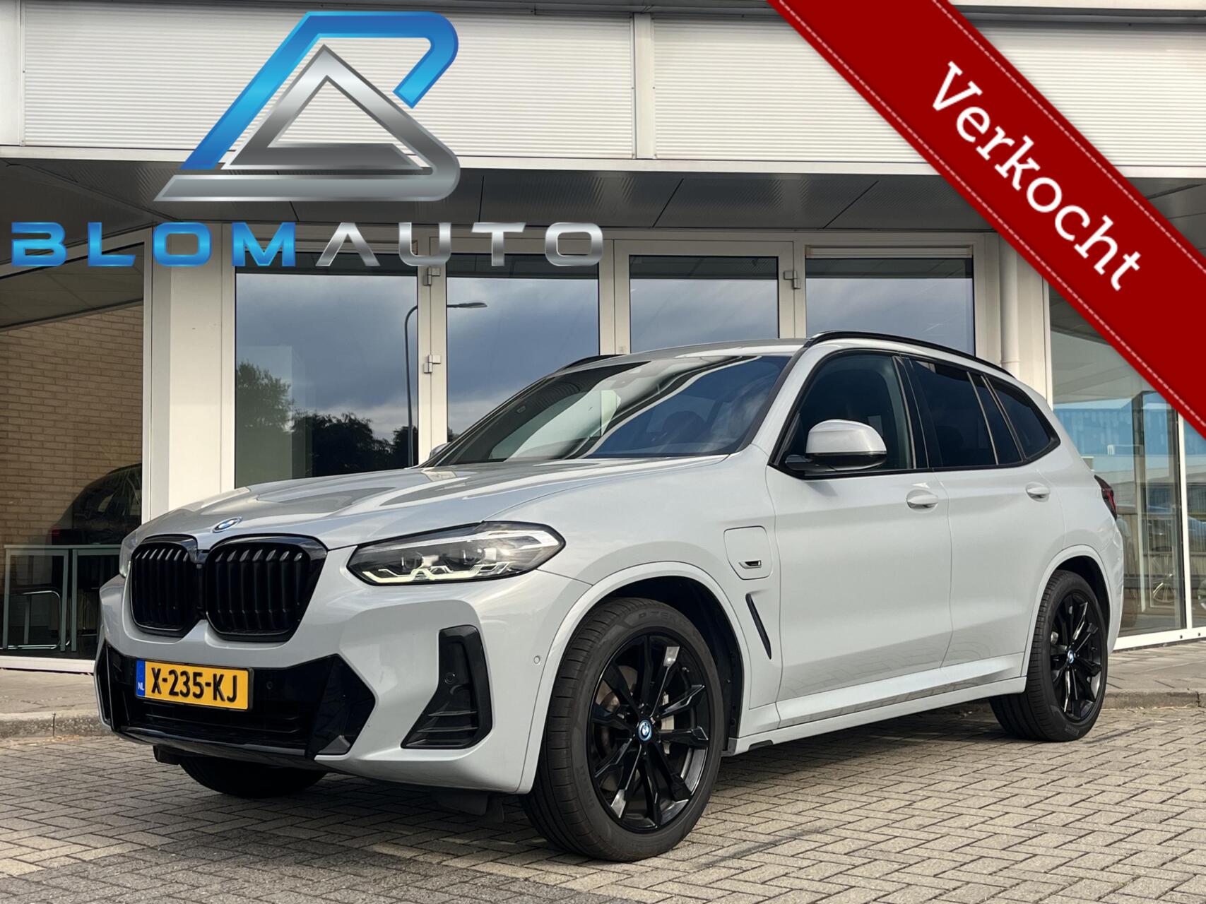 BMW X3 Xdrive30e xDrive30e 293PK M-SPORT LCI+TREKH+CARPLAY+STUURVERW 2021 - voorkant