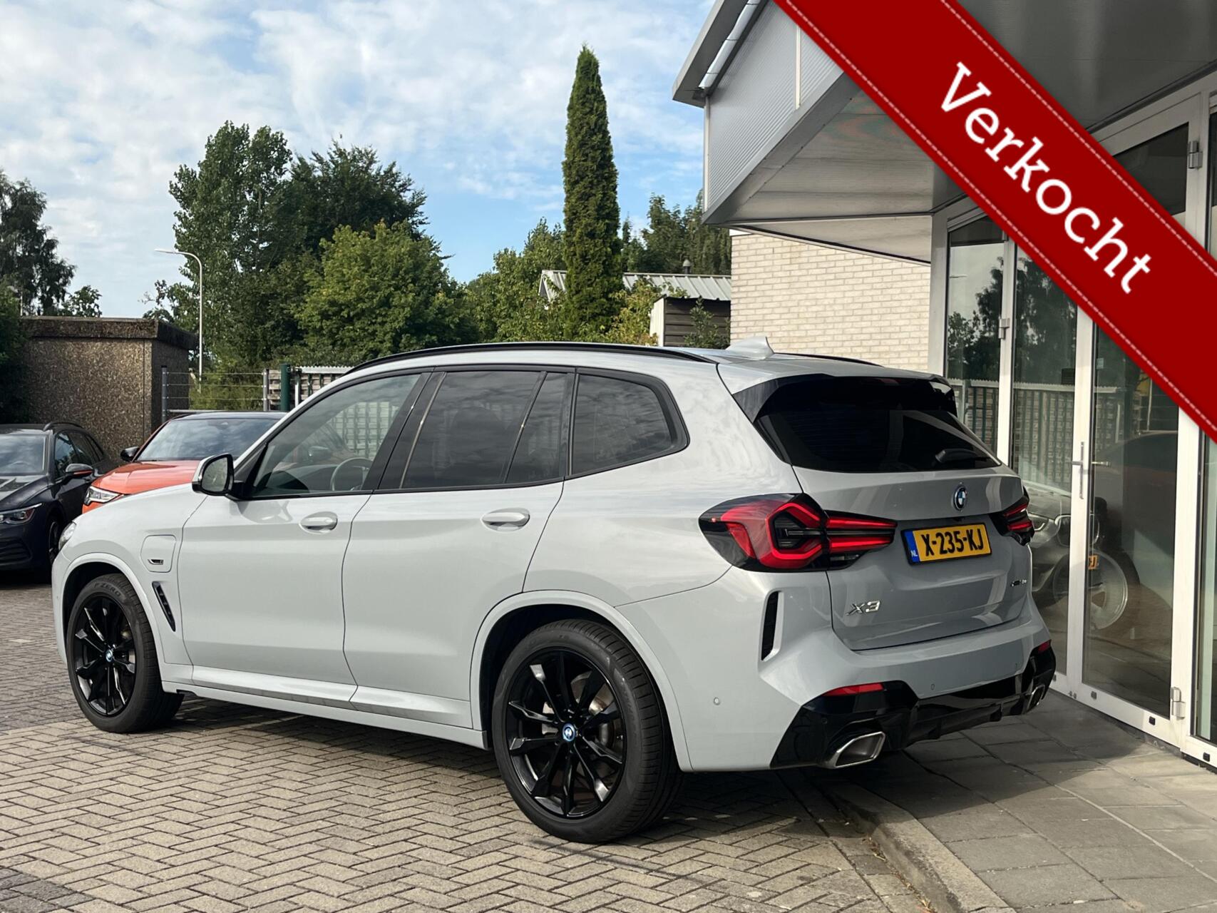 Foto van BMW X3 Xdrive30e