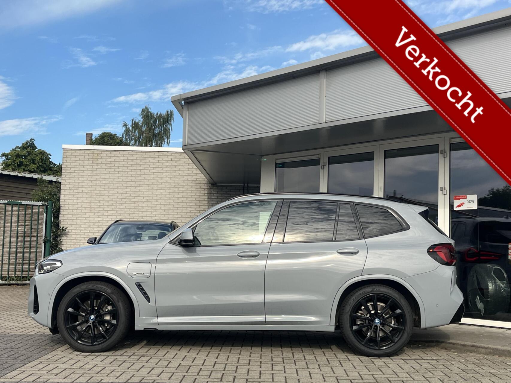 Foto van BMW X3 Xdrive30e