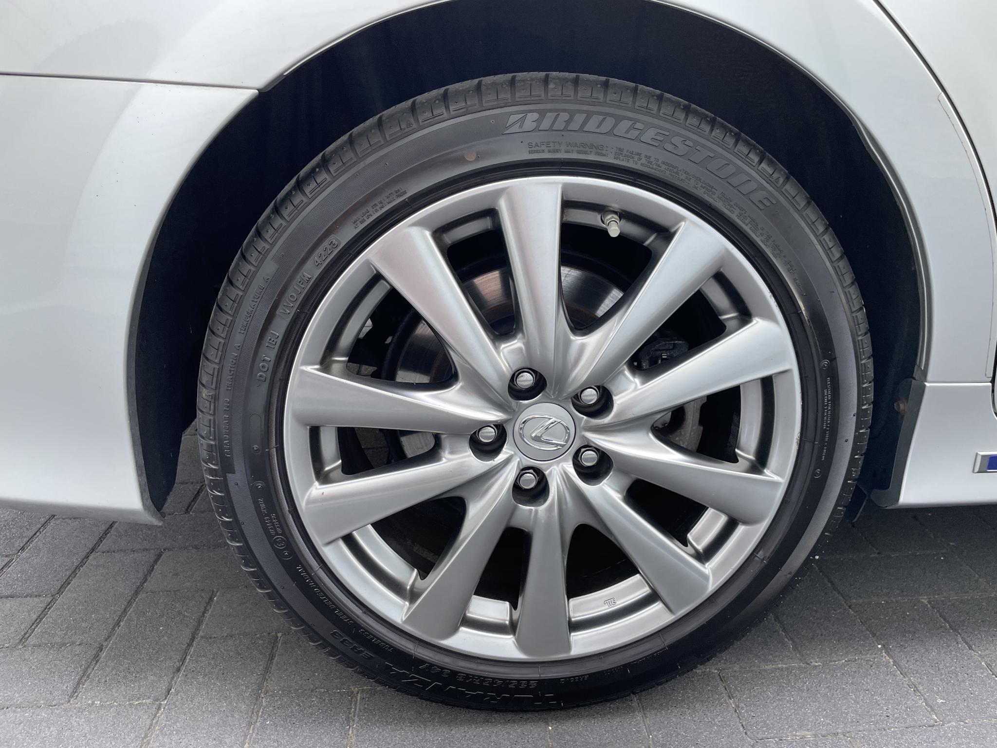 Foto van Lexus Lexus Gs450h