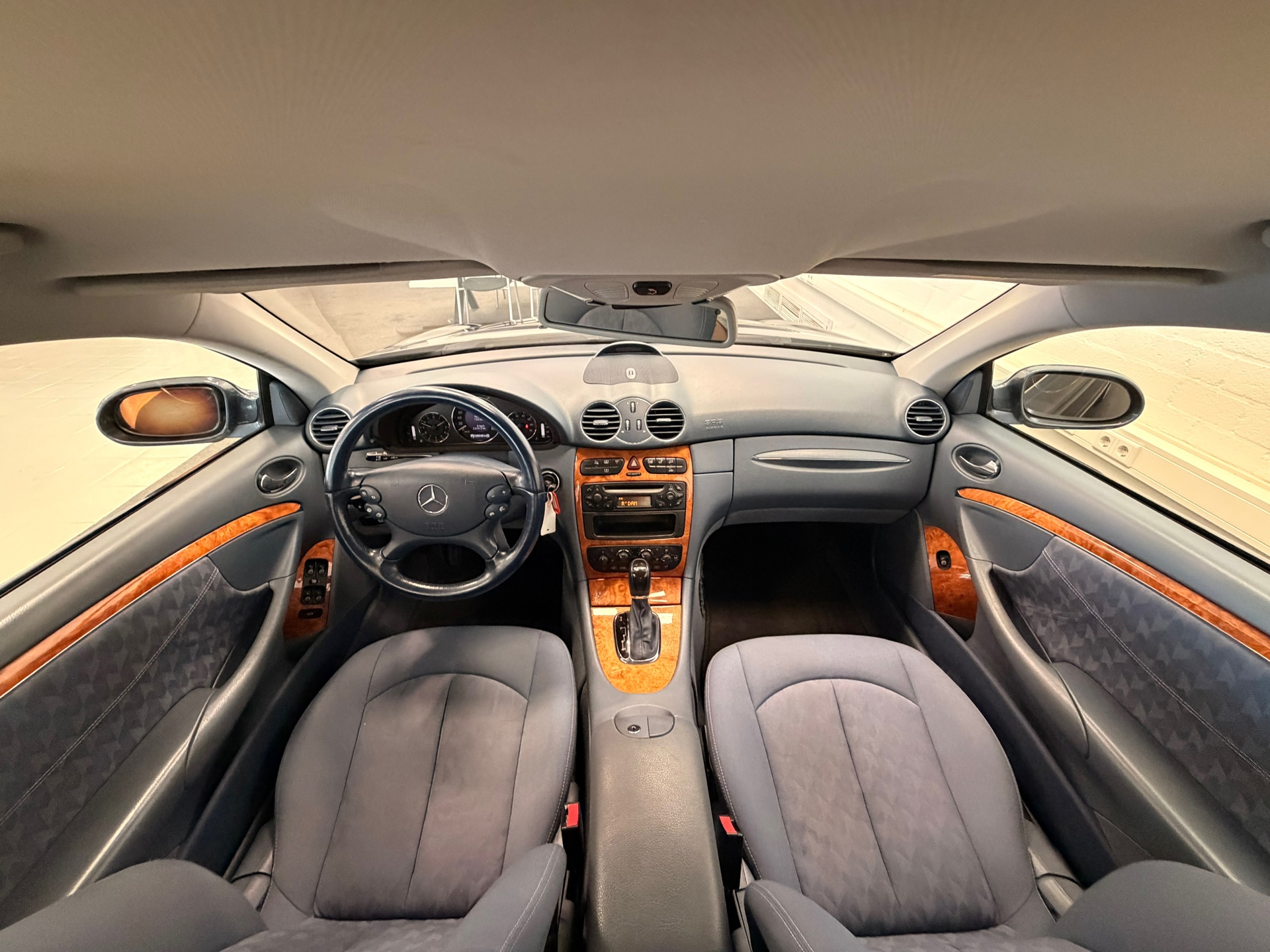 Foto van Mercedes-Benz CLK 200 Kompressor