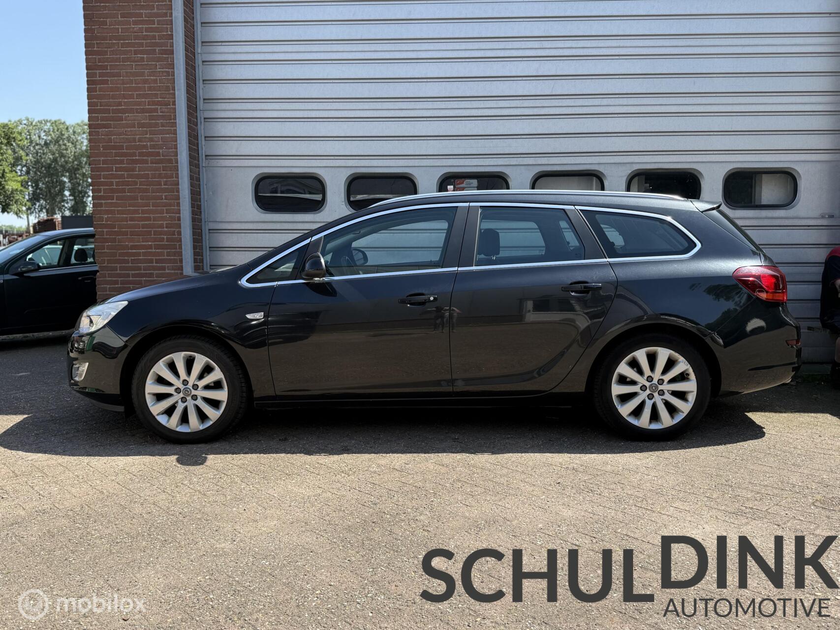Foto van Opel Astra Sports Tourer