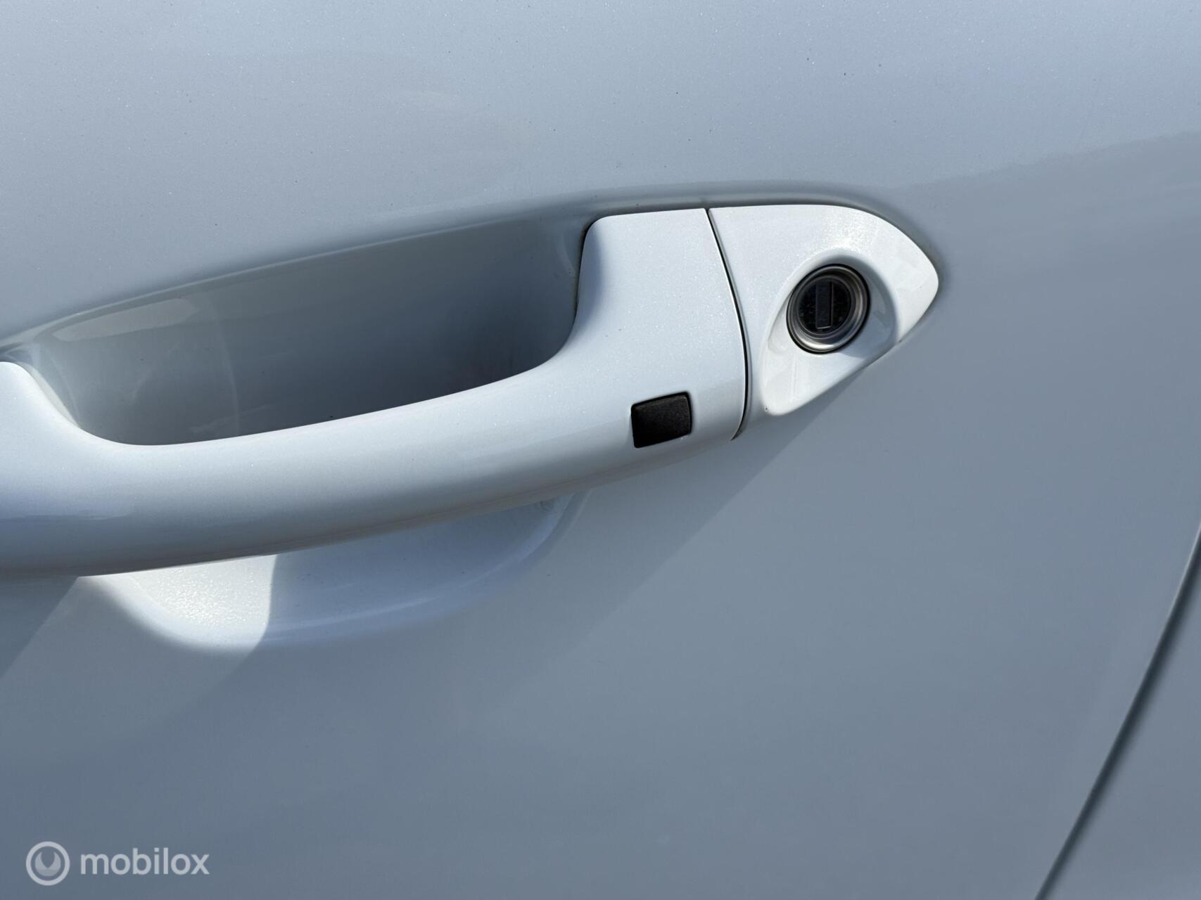 Foto van Kia Cee D