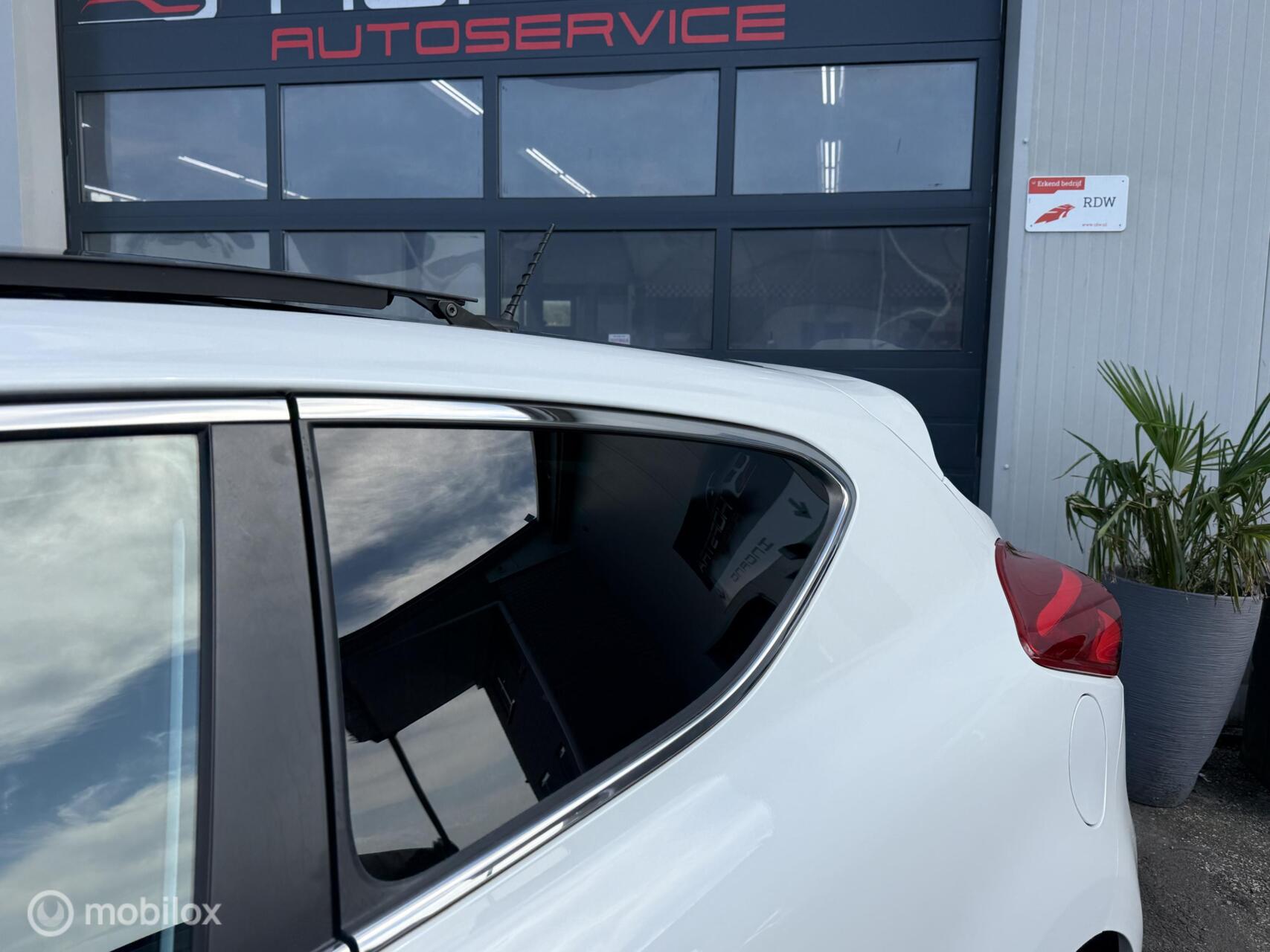 Foto van Kia Cee D