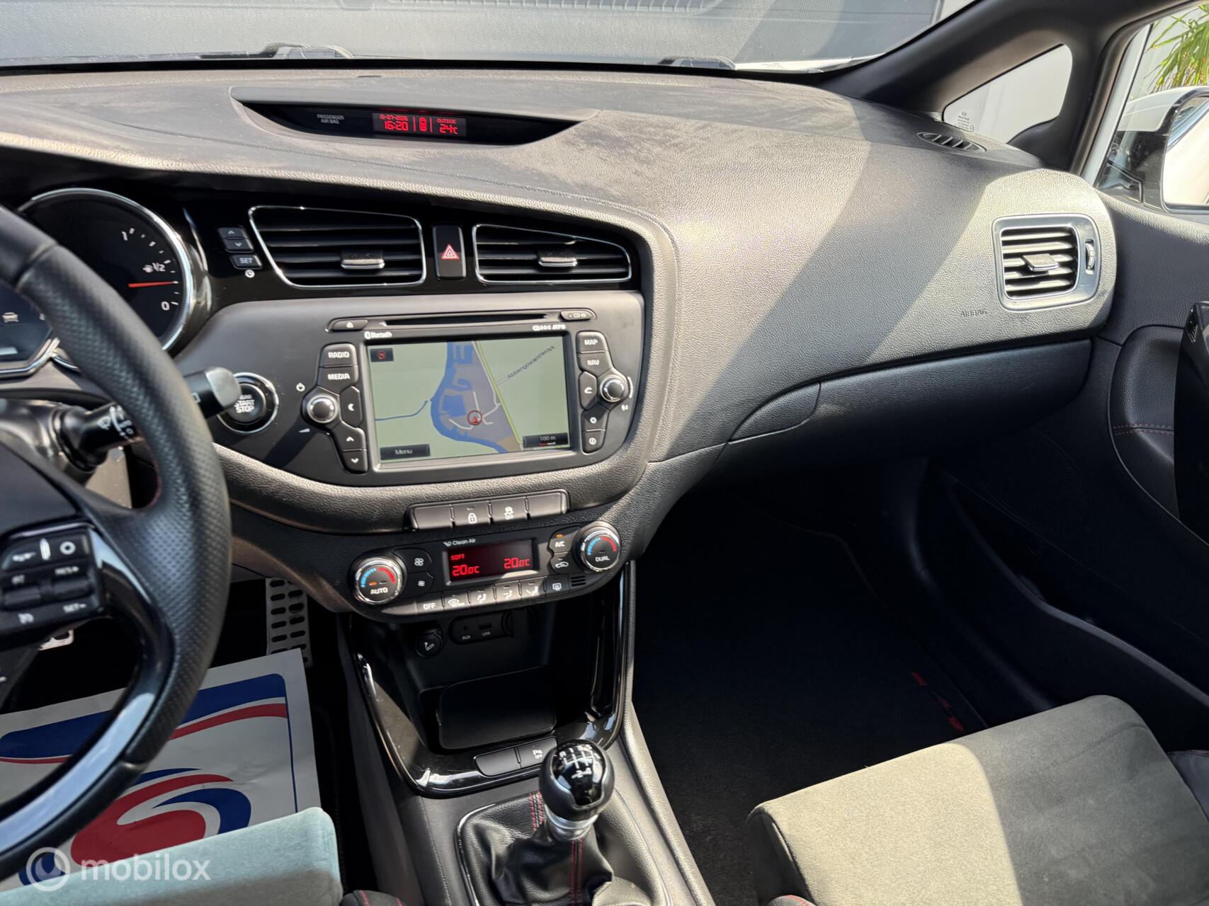 Foto van Kia Cee D