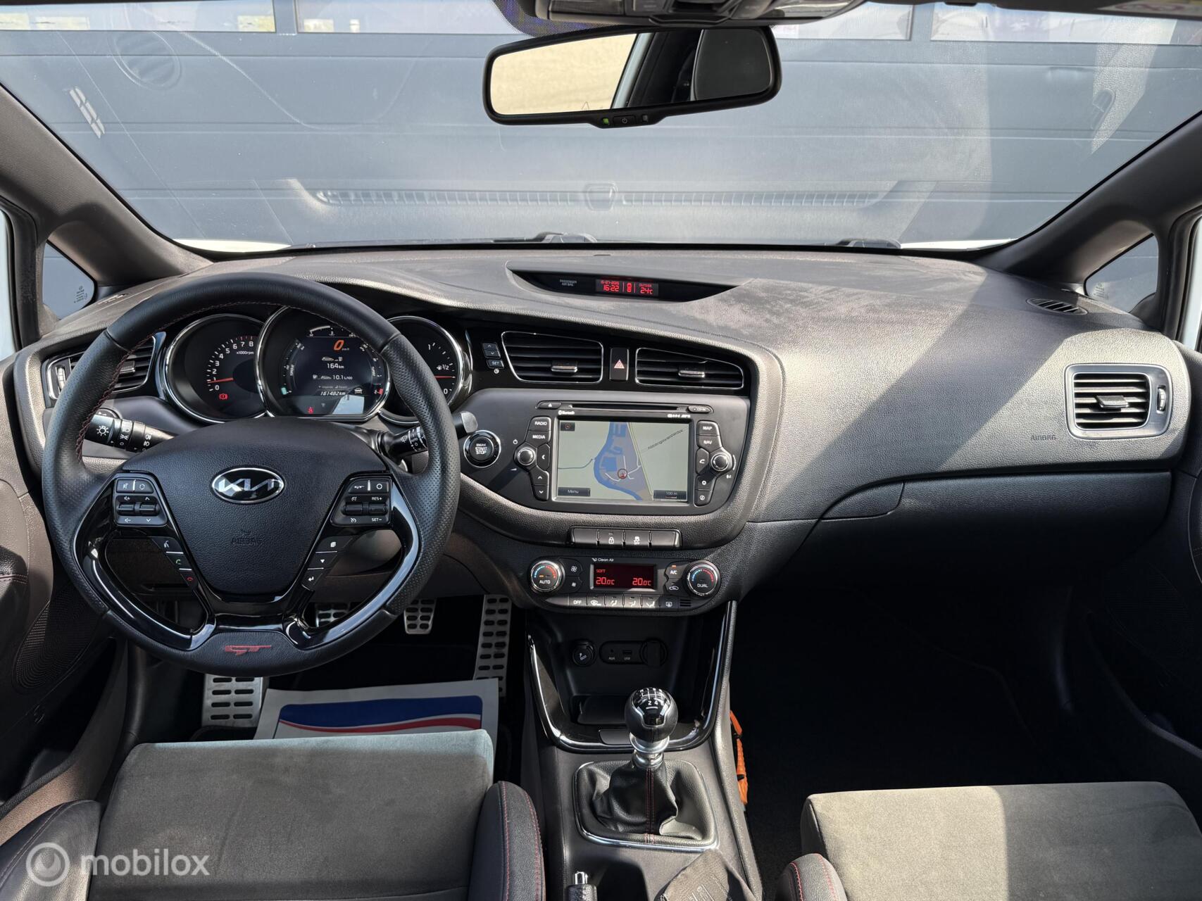 Foto van Kia Cee D