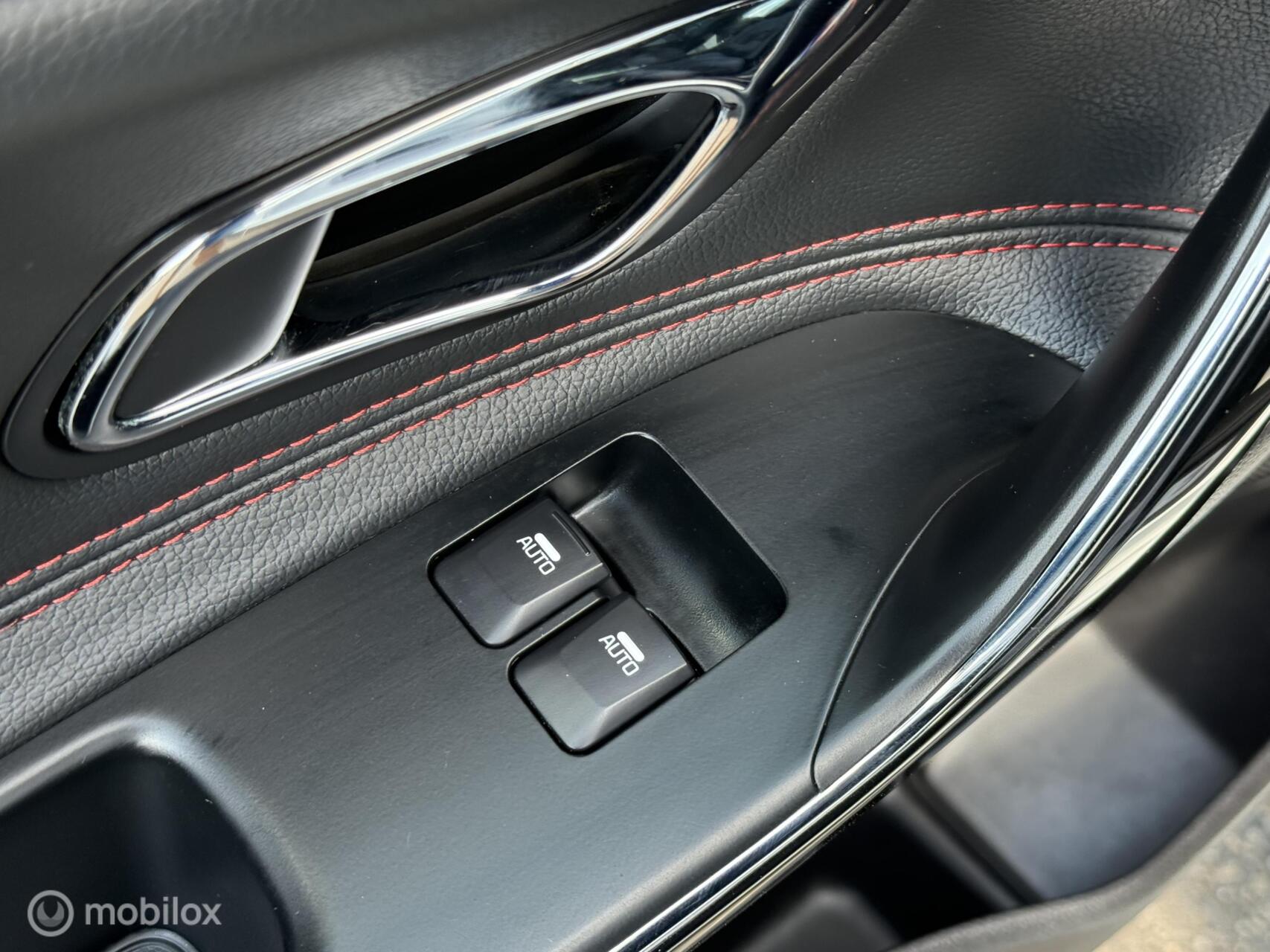 Foto van Kia Cee D