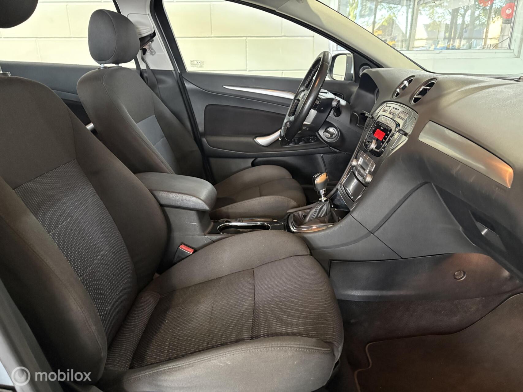 Foto van Ford Mondeo