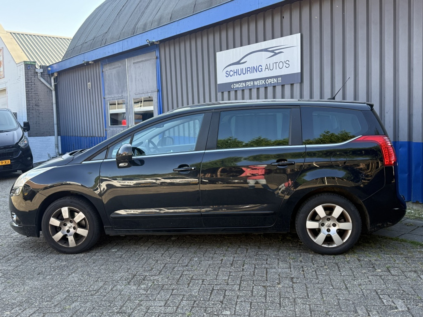 Foto van Peugeot 5008