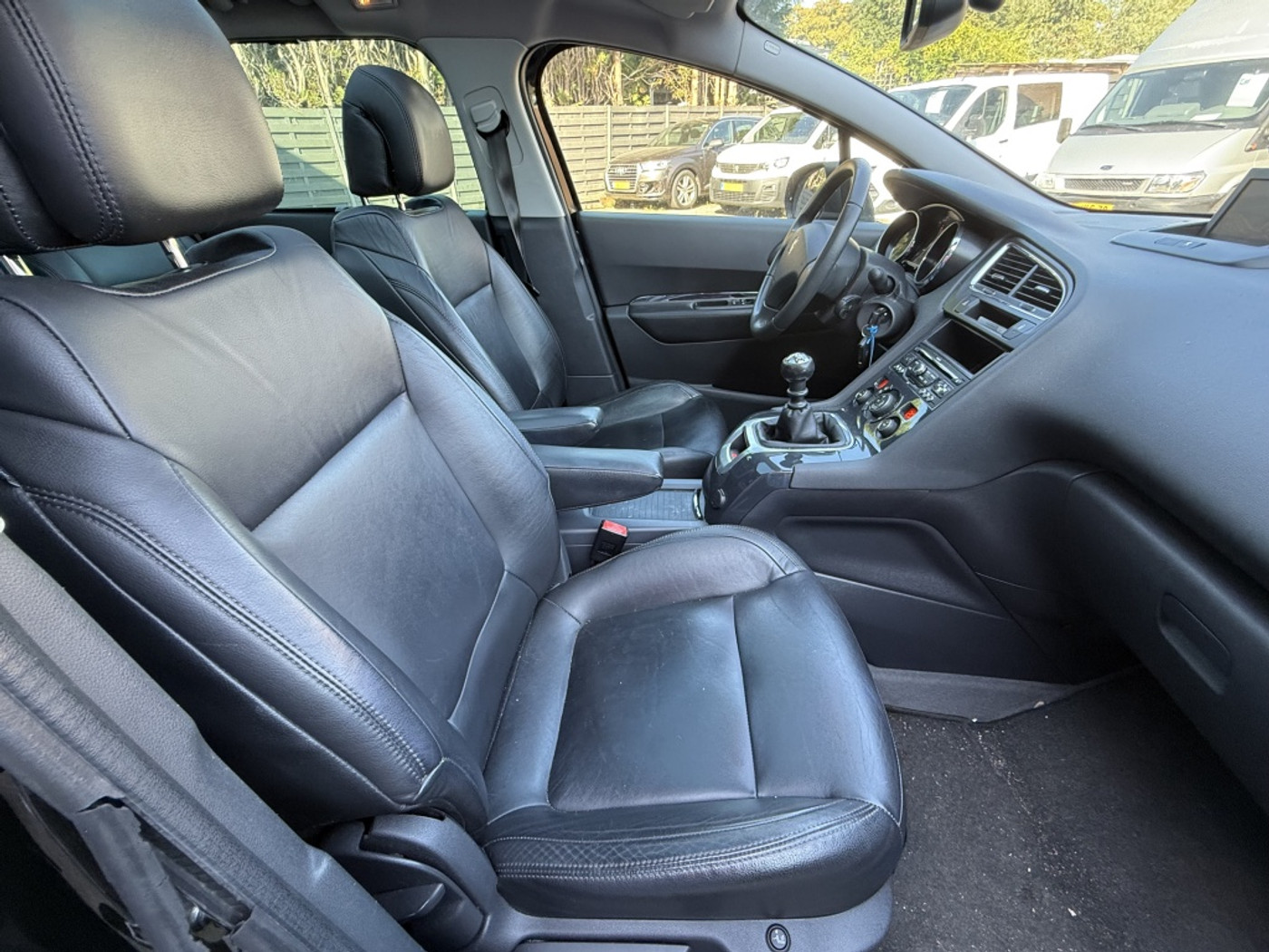 Foto van Peugeot 5008
