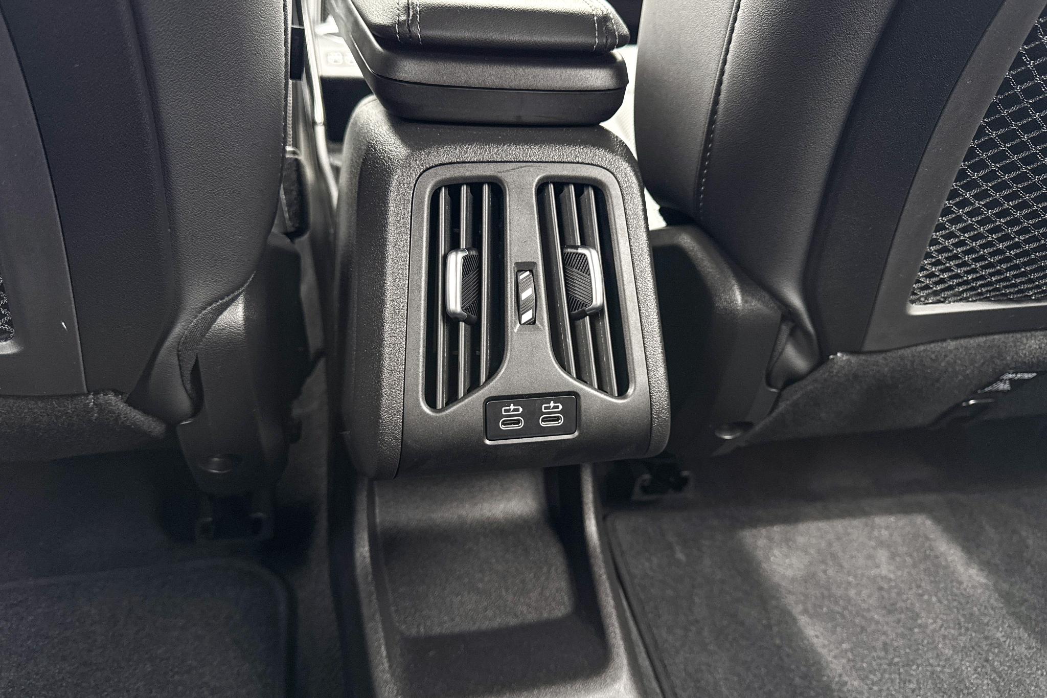 Foto van BMW X1 Xdrive25e