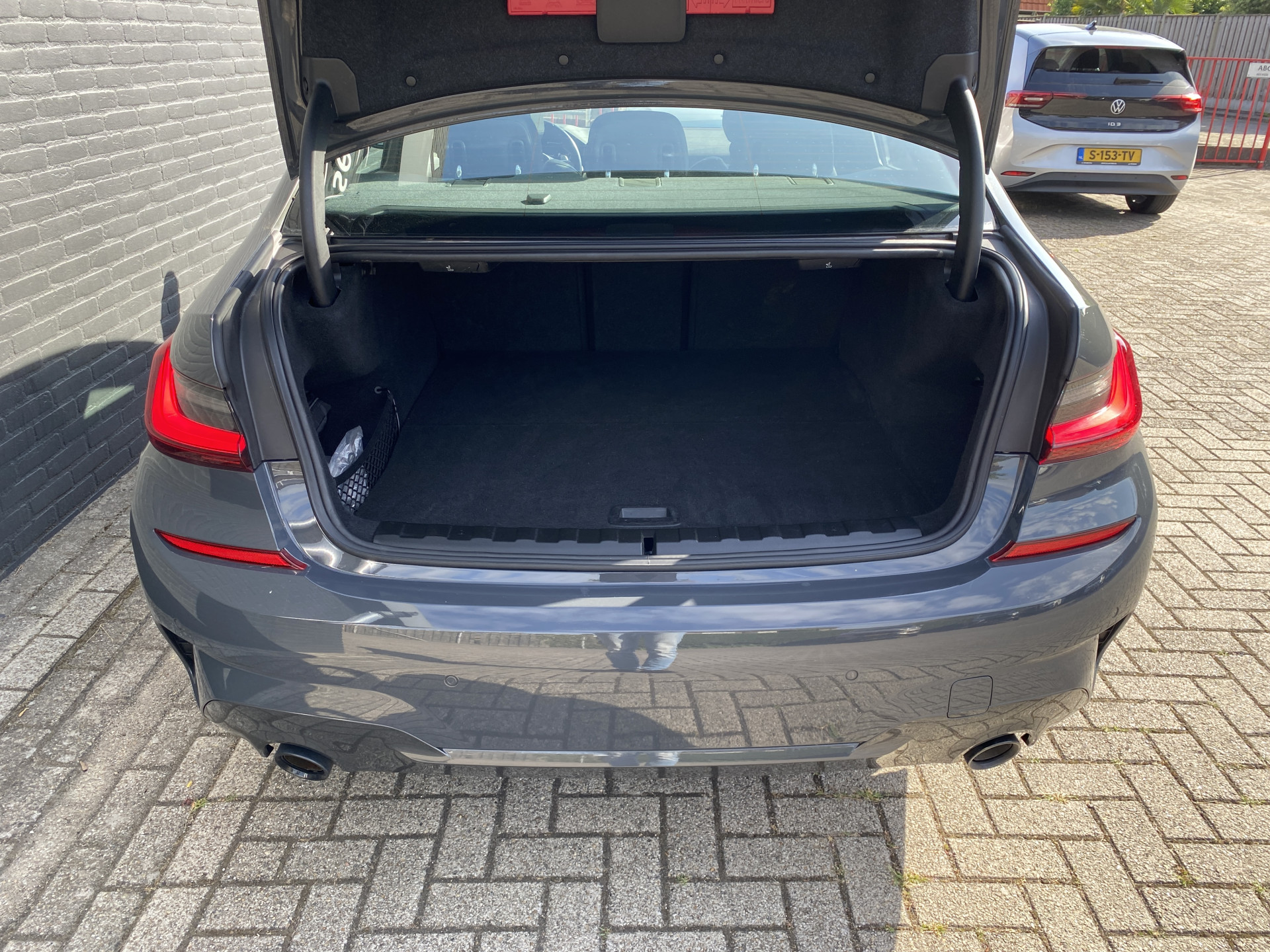 Foto van BMW 330e
