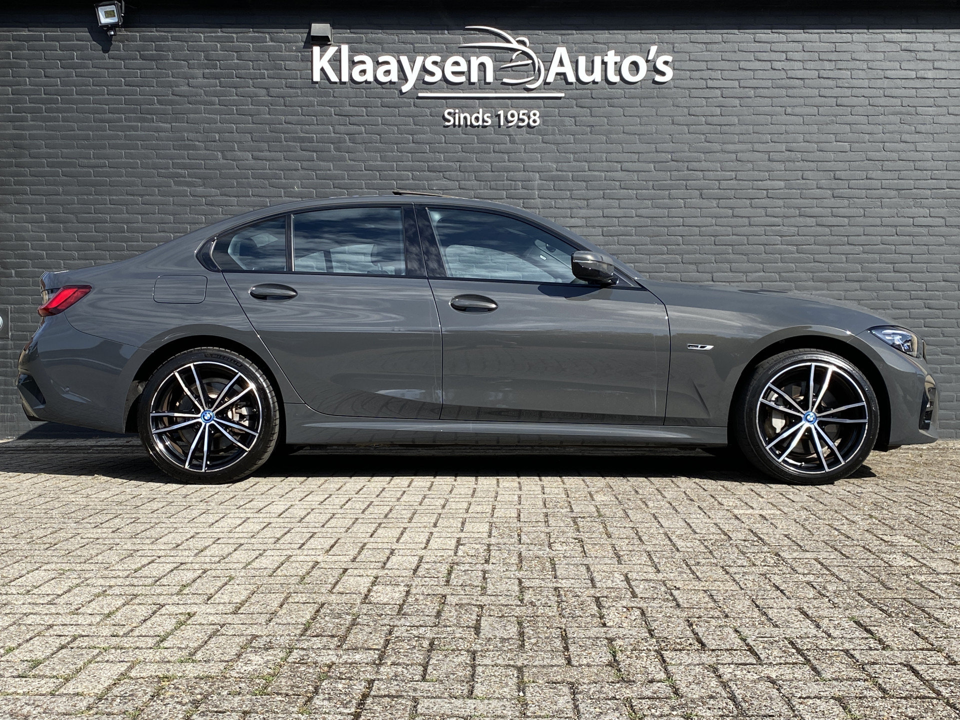 Foto van BMW 330e