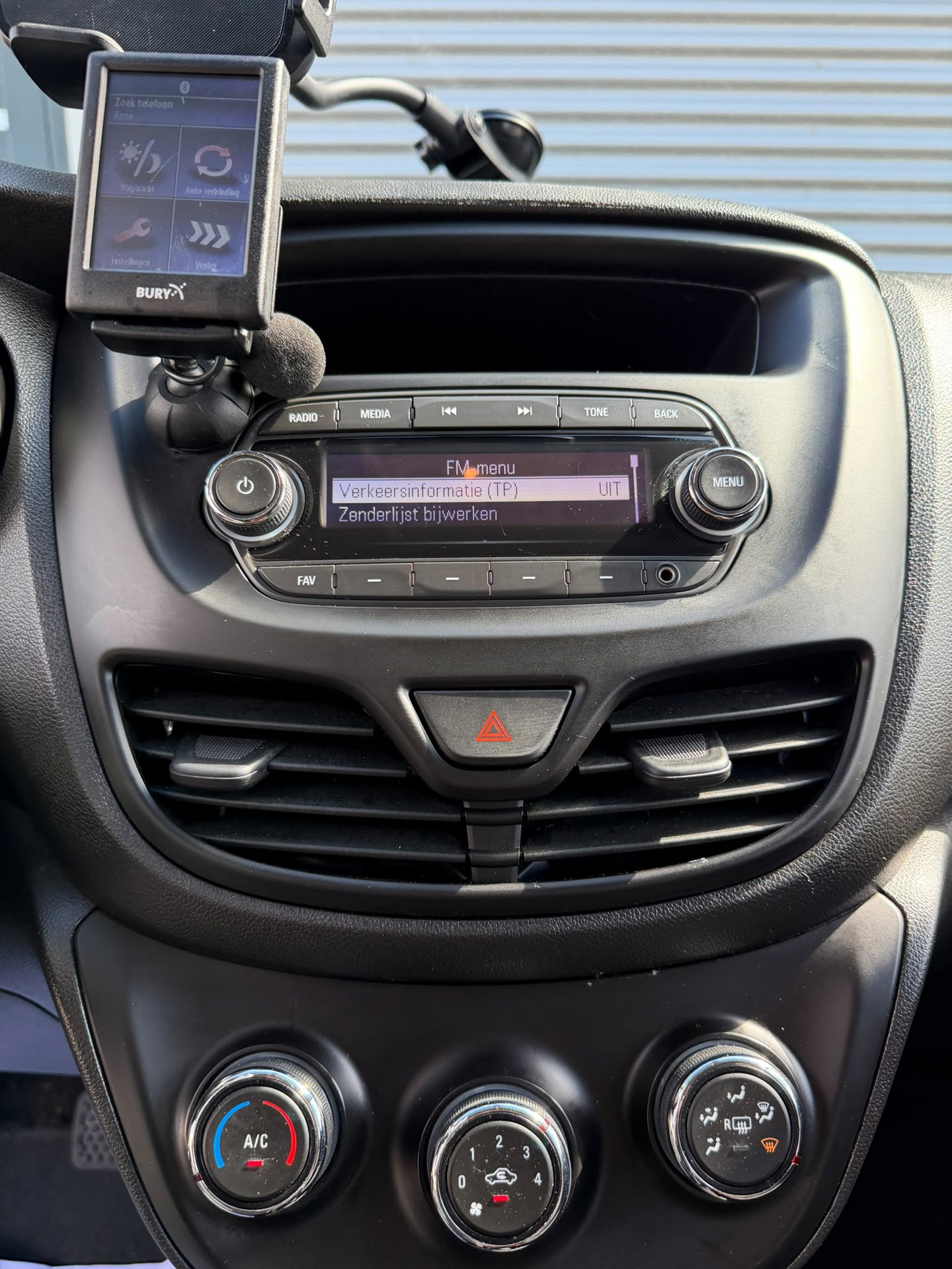 Foto van Opel Karl / Viva