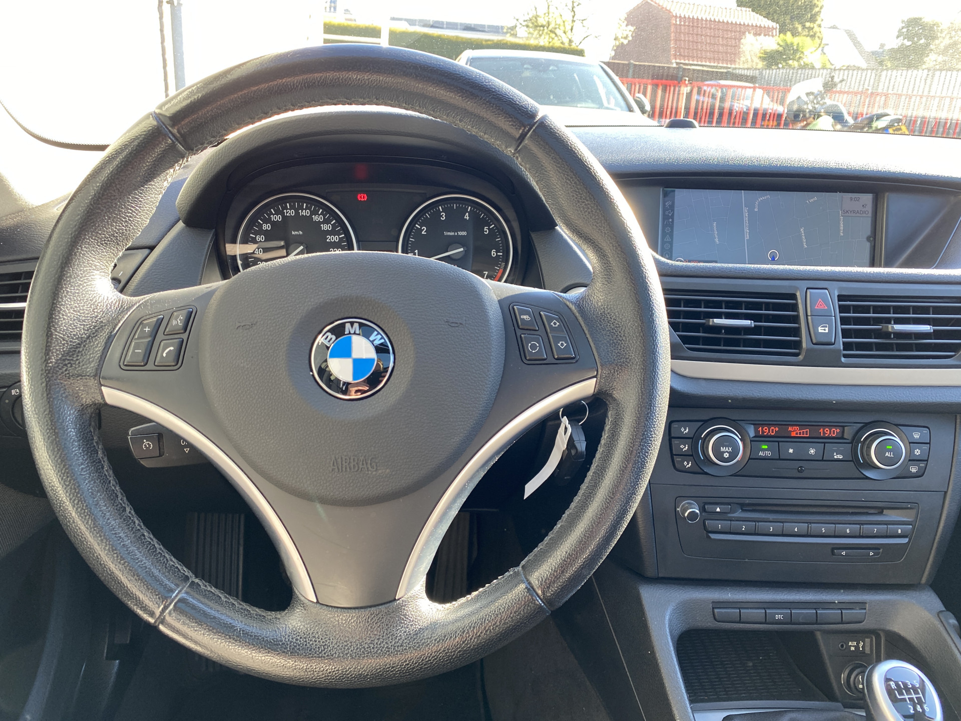 Foto van BMW X1 sDrive 18i