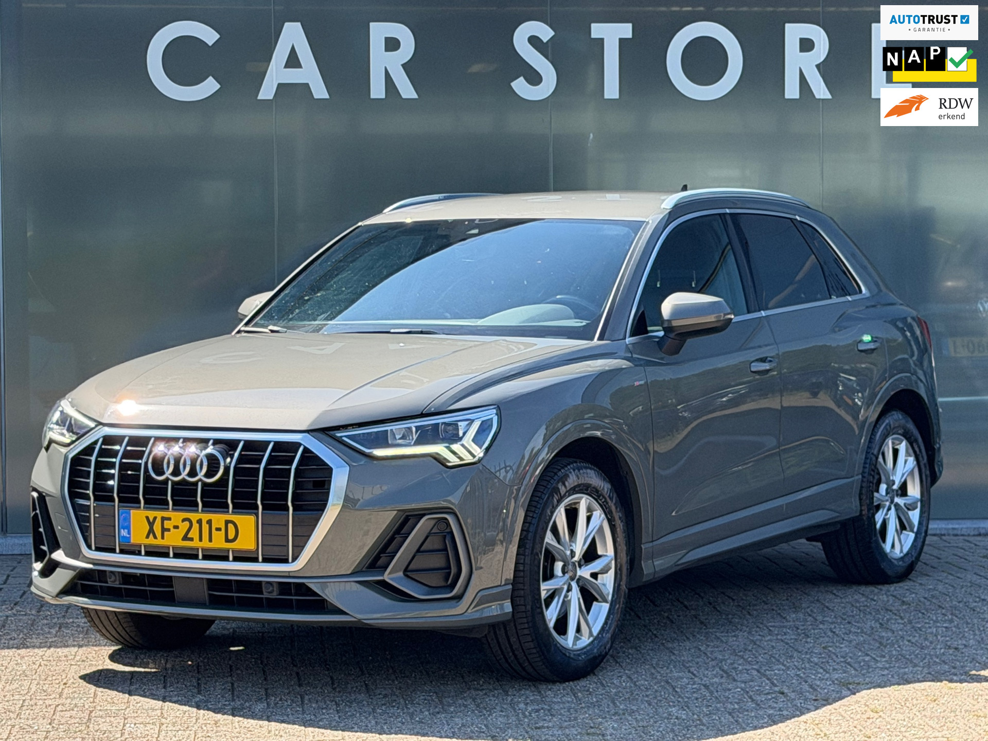 Audi Q3 35 TFSI S Line TREKHAAK 2019 - voorkant