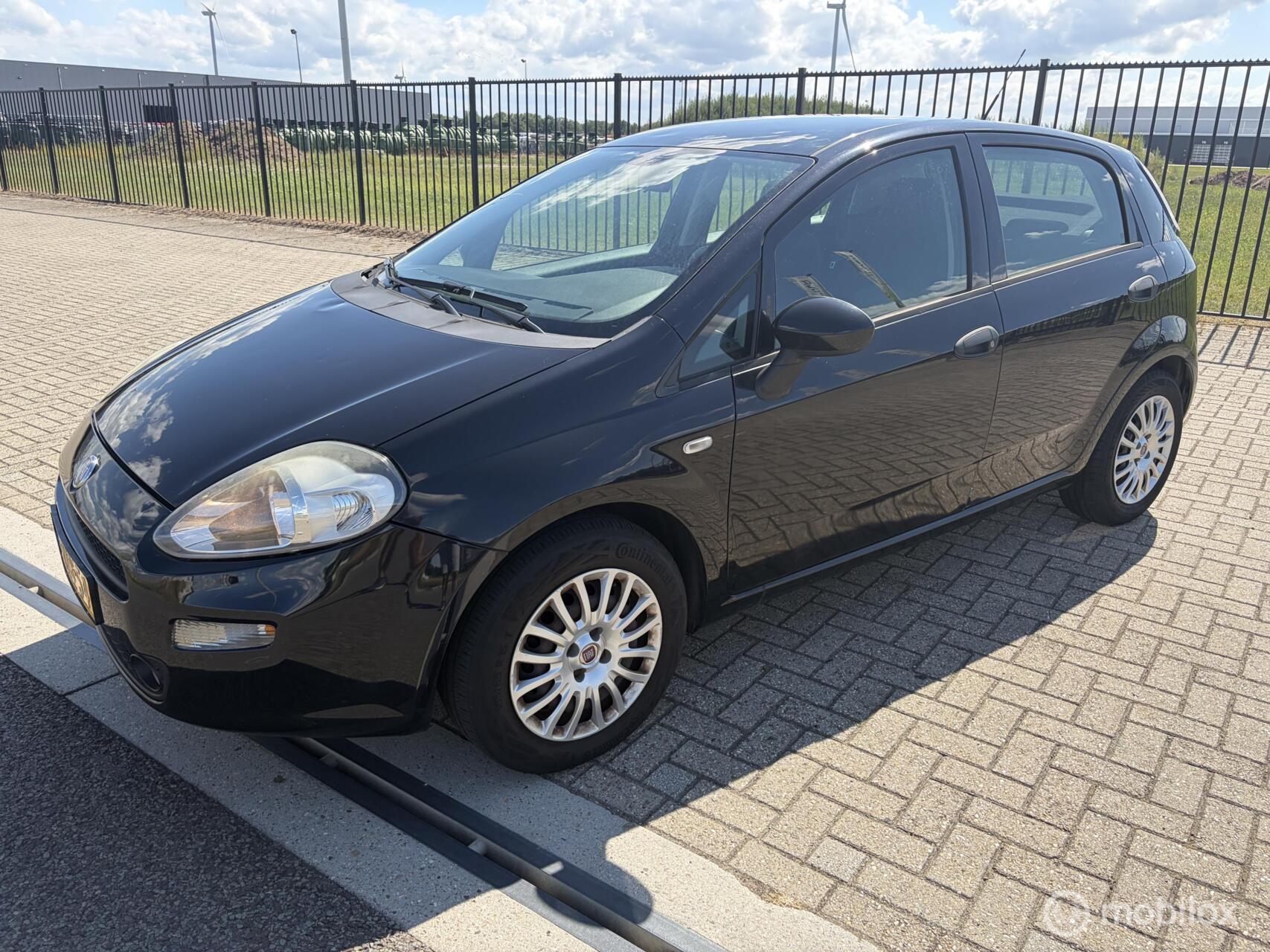 Fiat Fiat Punto 1.2 Pop 2012 - voorkant