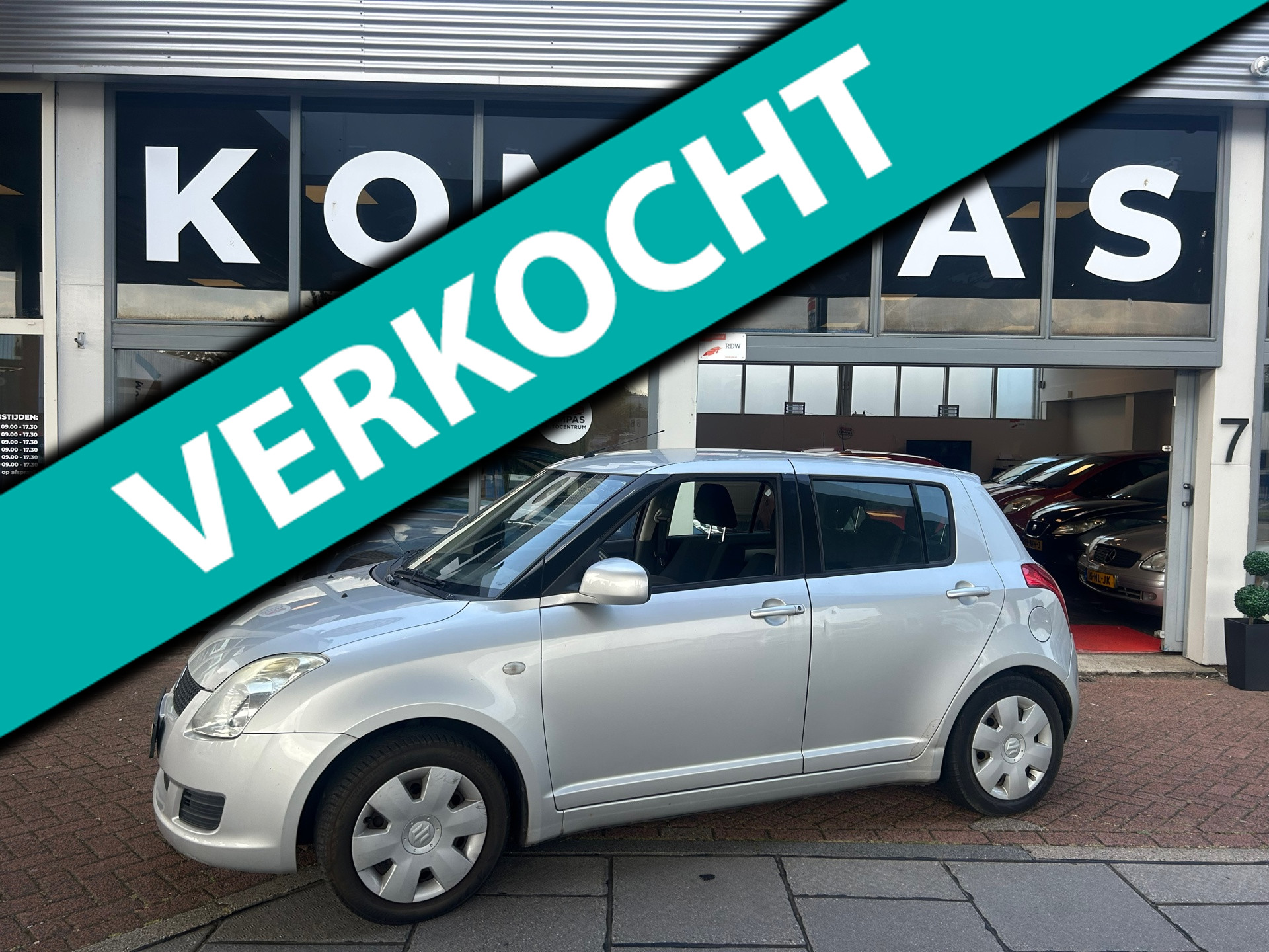 Suzuki Swift 1.3 Base 5 DEURS BJ 2008 NIEUWE APK!! 2008 - voorkant