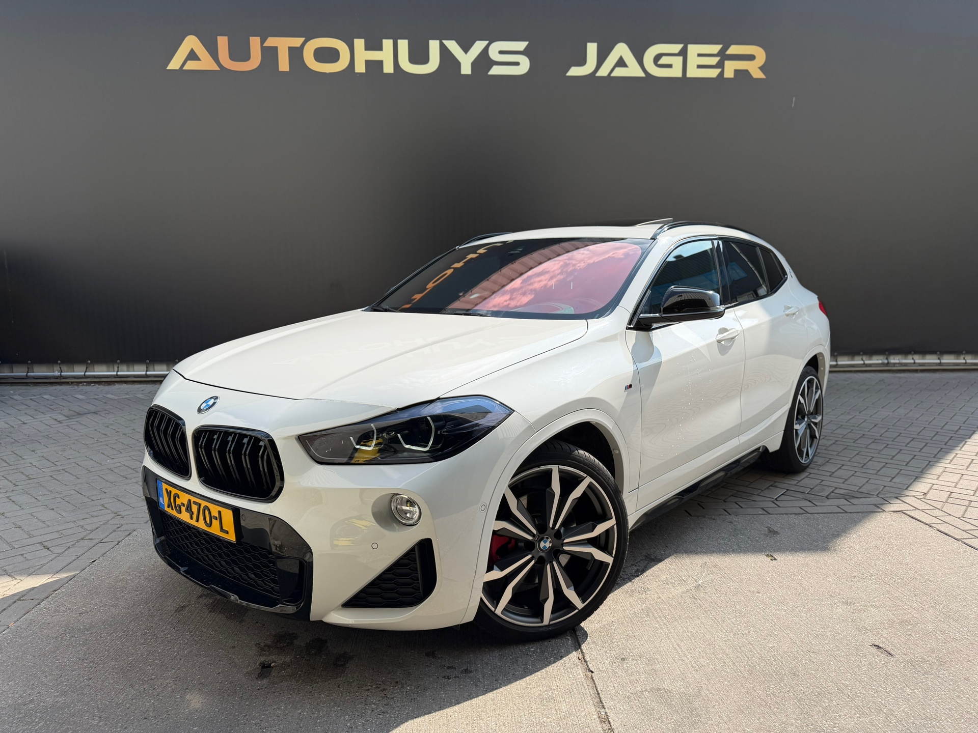 BMW X2 Sdrive20i SDrive20i High Executive Pano Hud H&k Leder Camera Automaat 2019 - voorkant