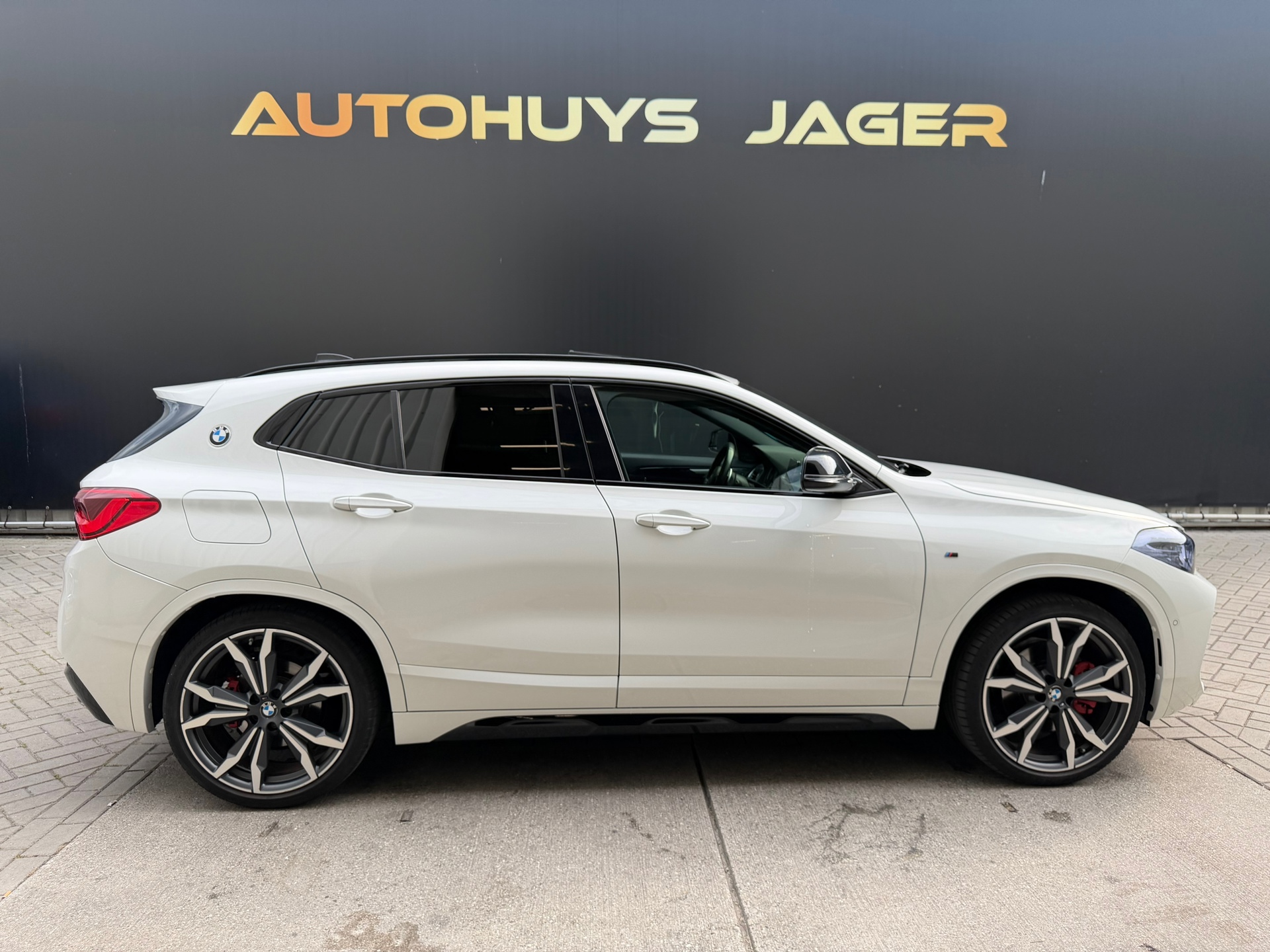 Foto van BMW X2 Sdrive20i
