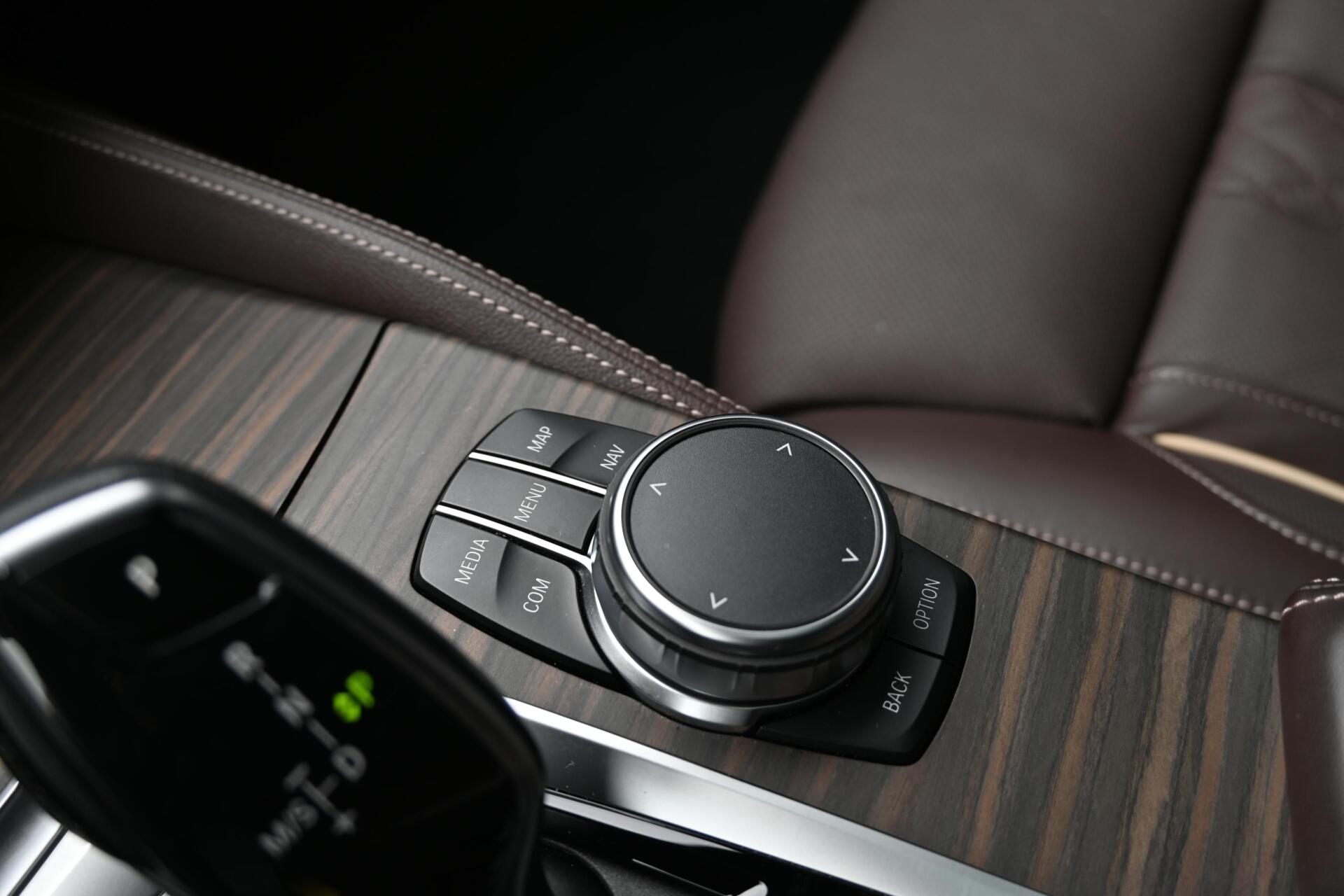 Foto van BMW 530e