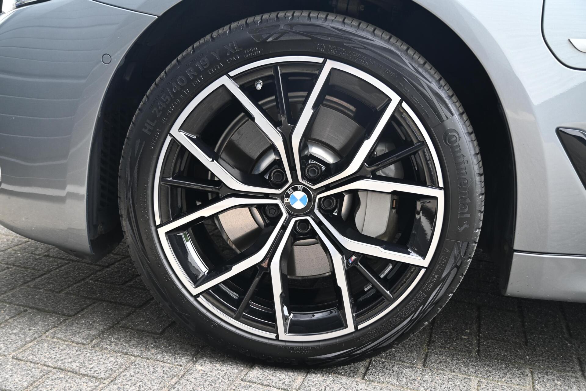Foto van BMW 530e