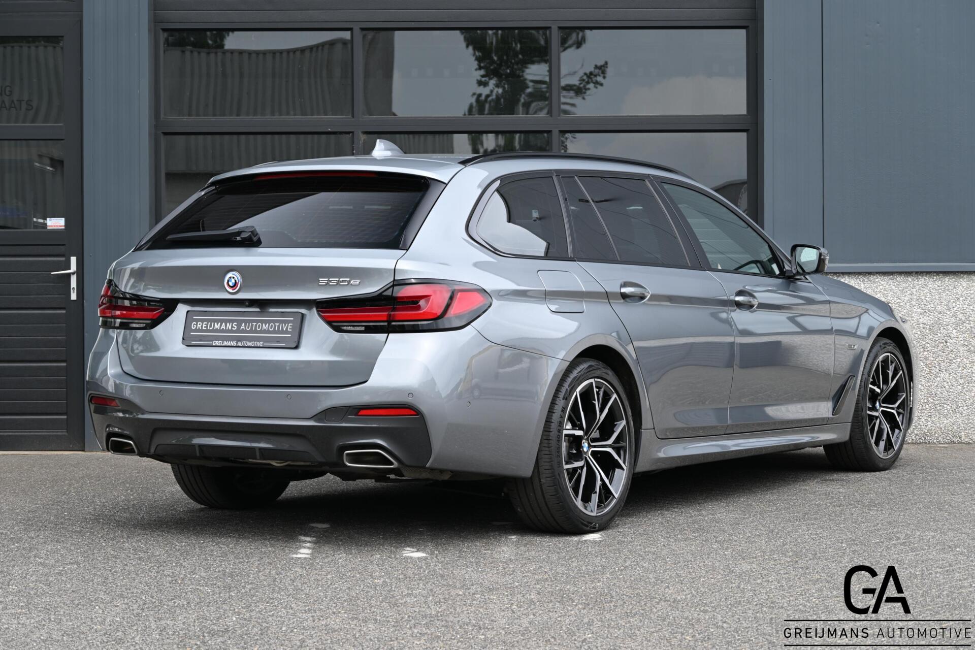 Foto van BMW 530e