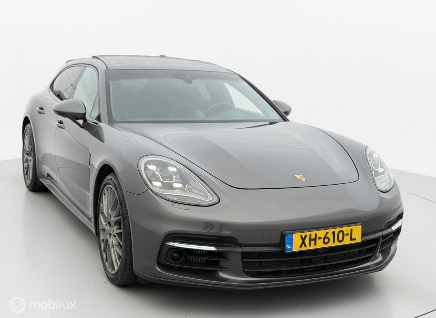 Foto van Porsche Panamera 4 E-hybrid